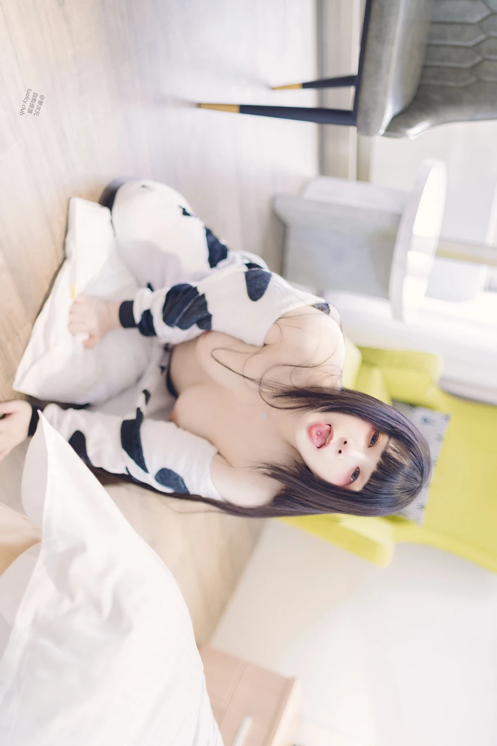 Cosplay 落落Raku – 奶牛Milky & 白衣小猫Kitten - P38