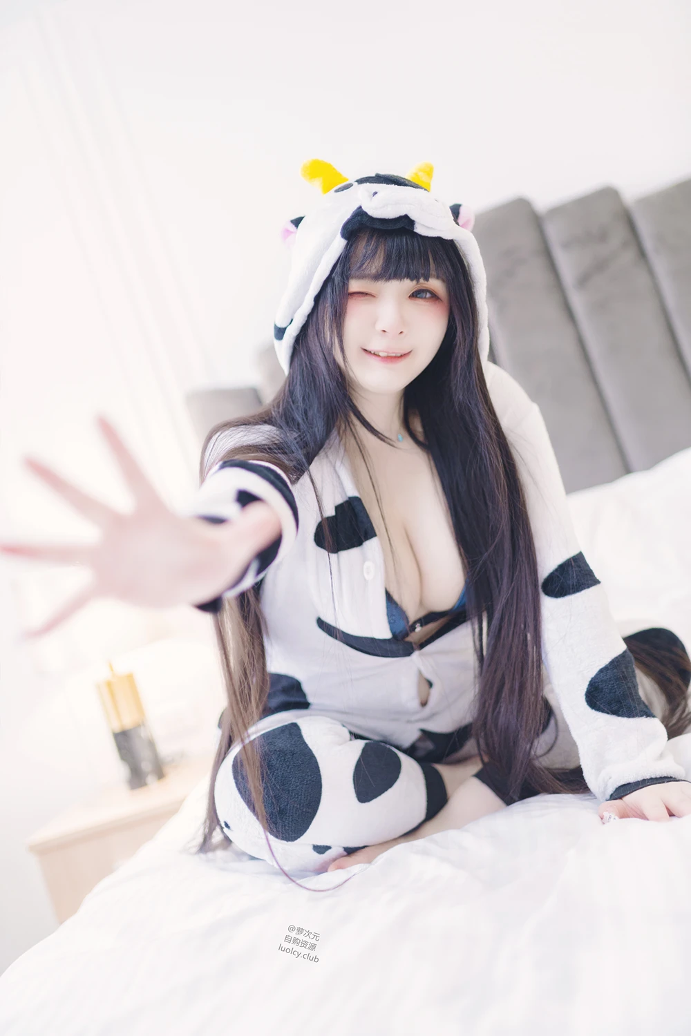 Cosplay 落落Raku – 奶牛Milky & 白衣小猫Kitten - P7