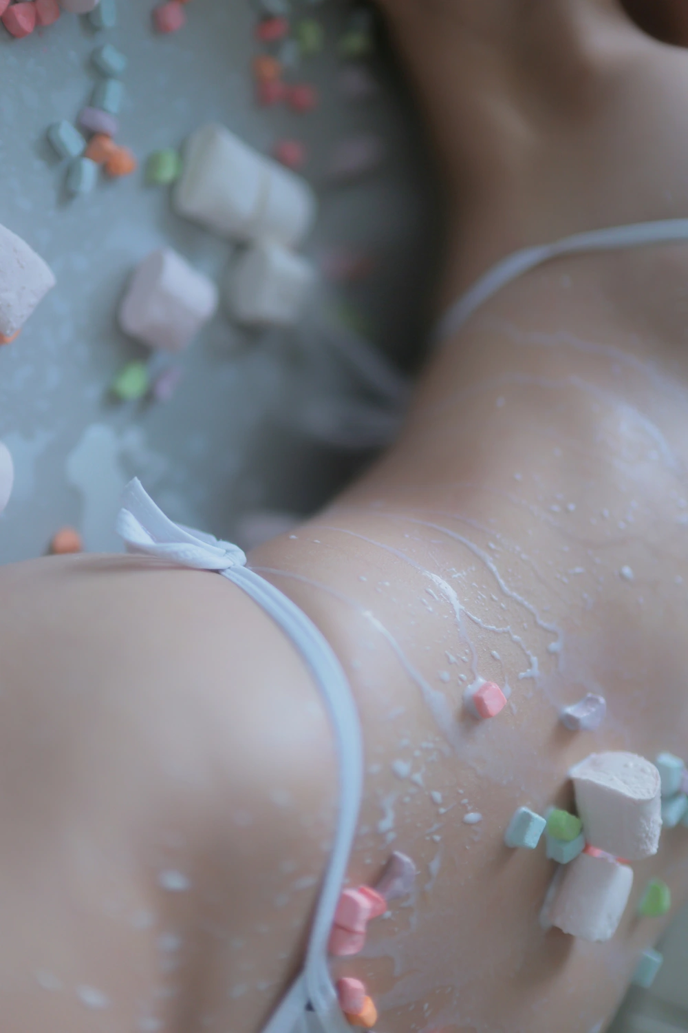 Dongeuran 동그란 – PhotoBook 「Milk Cow #02」 - P128