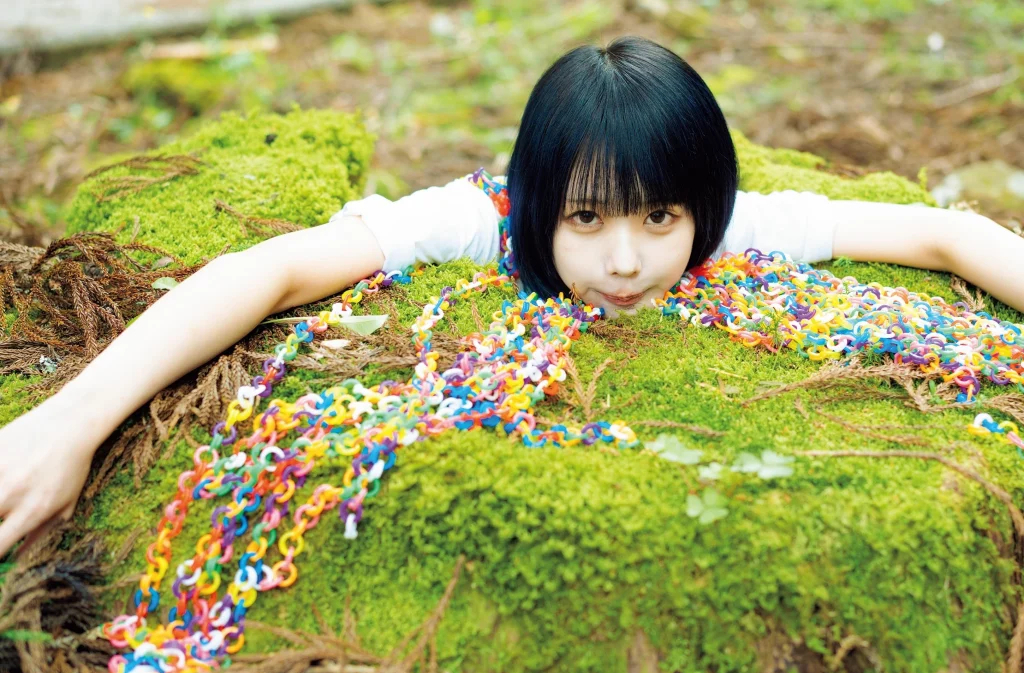 [JP] Ano (あの): 写真集 あの在処 (187 photos) - P10