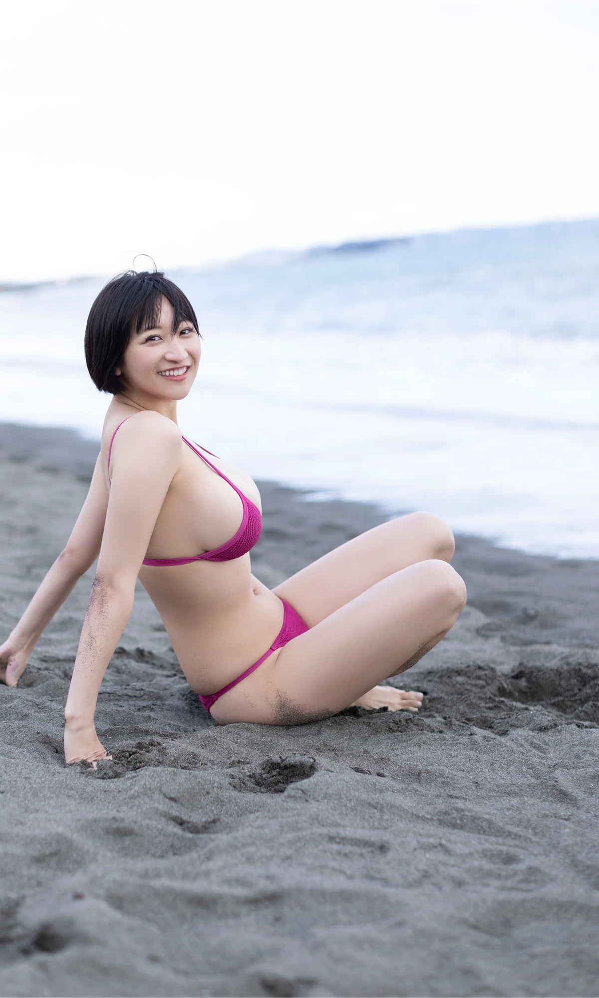 Ina Enohara 榎原依那 – 写真集 「満を持して」 - P53