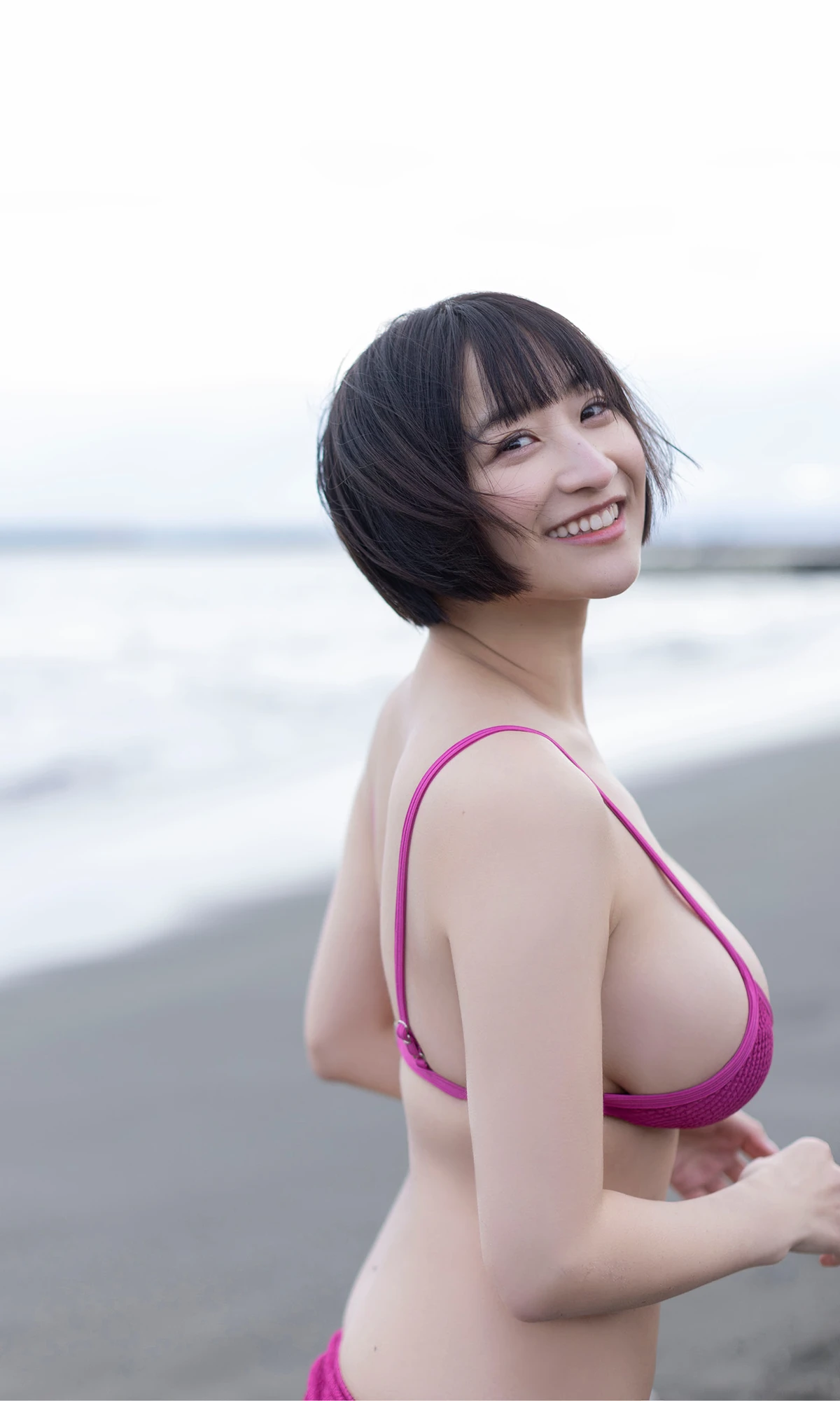 Ina Enohara 榎原依那 – 写真集 「満を持して」 - P54