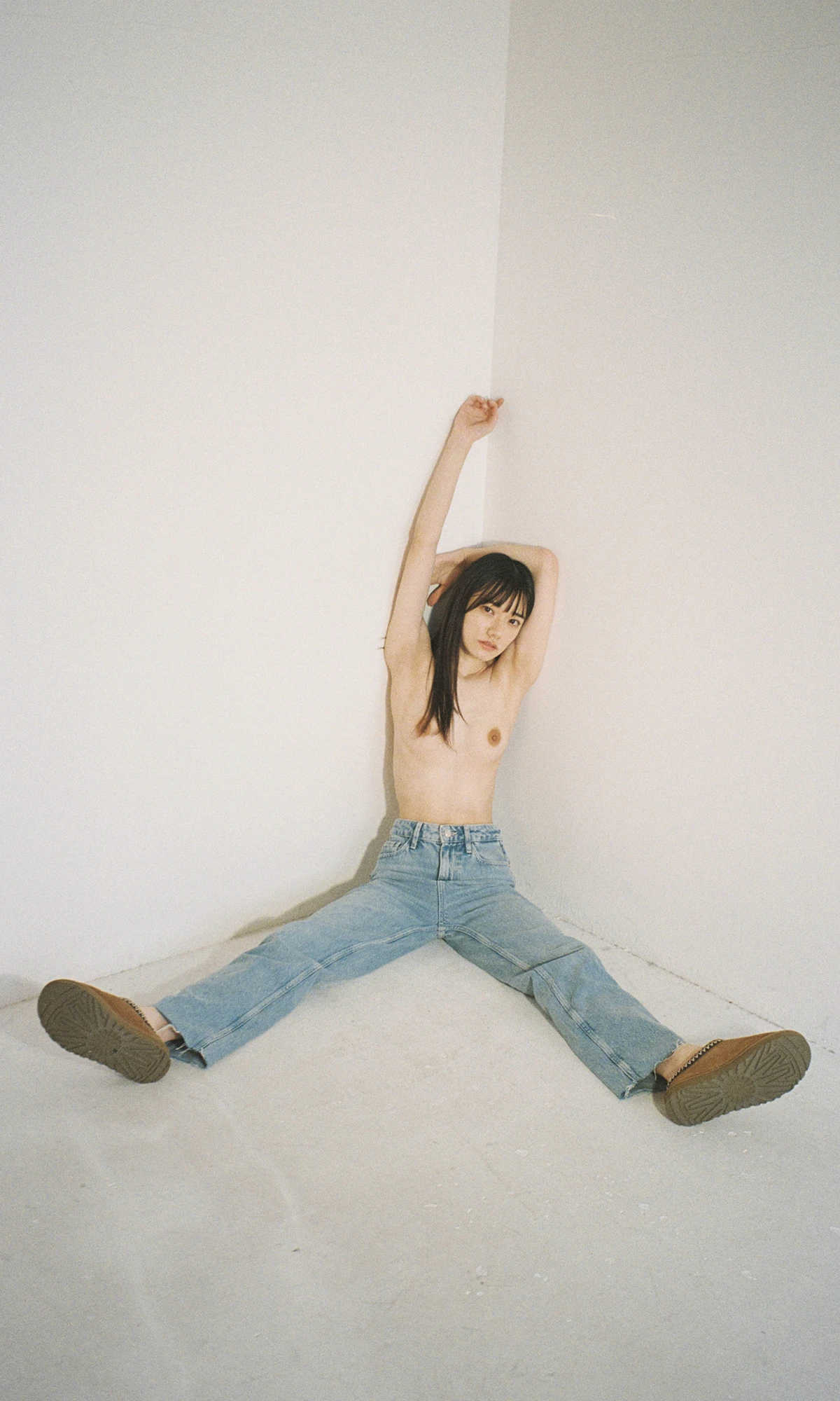 Rena Miyashita 宮下玲奈 – 写真集 「happiness」 - P10