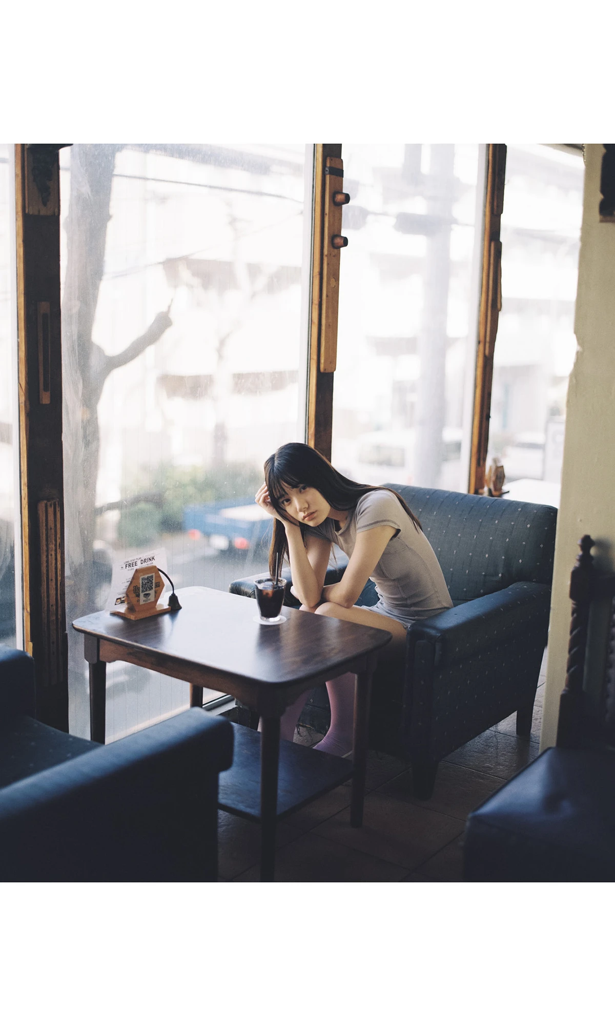 Rena Miyashita 宮下玲奈 – 写真集 「happiness」 - P52