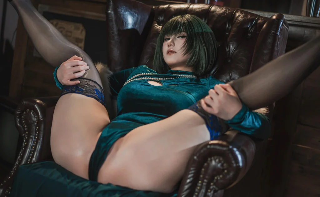 Coser@星澜是澜澜叫澜妹呀: 一拳超人 地狱的吹雪 (75 photos) - P25