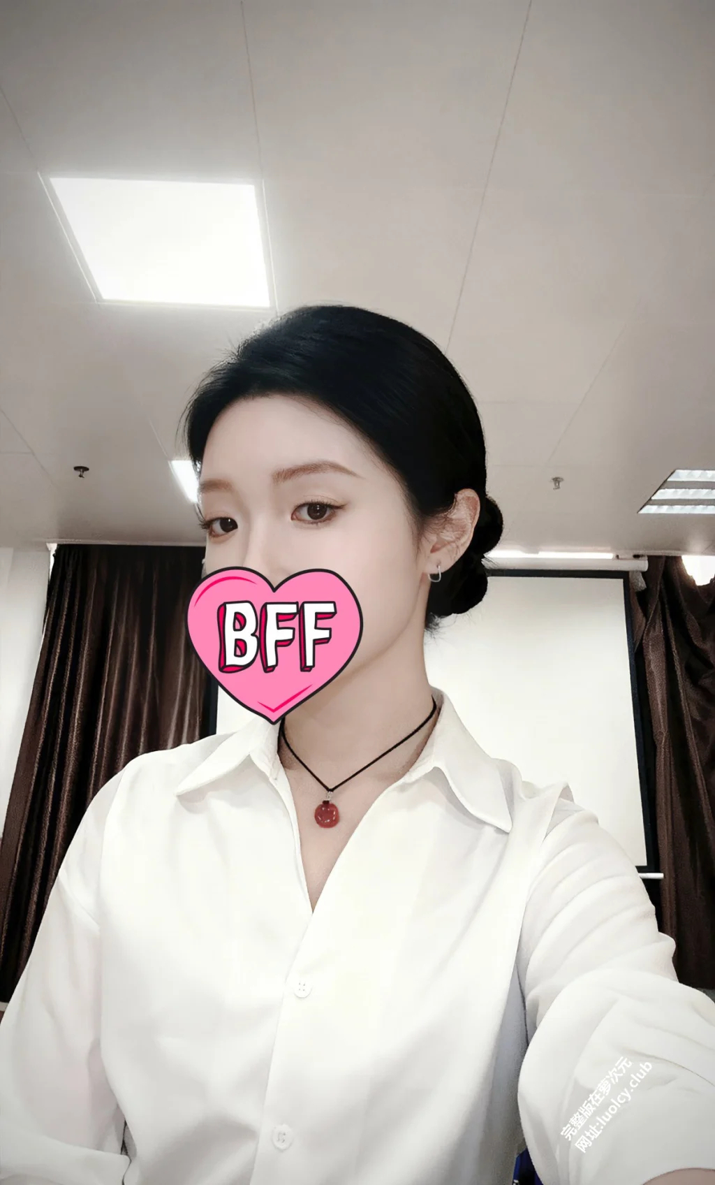 [OtherXXX] baby77888(淋雨了吗): 288门槛 视图合集 (44 photos) - P1