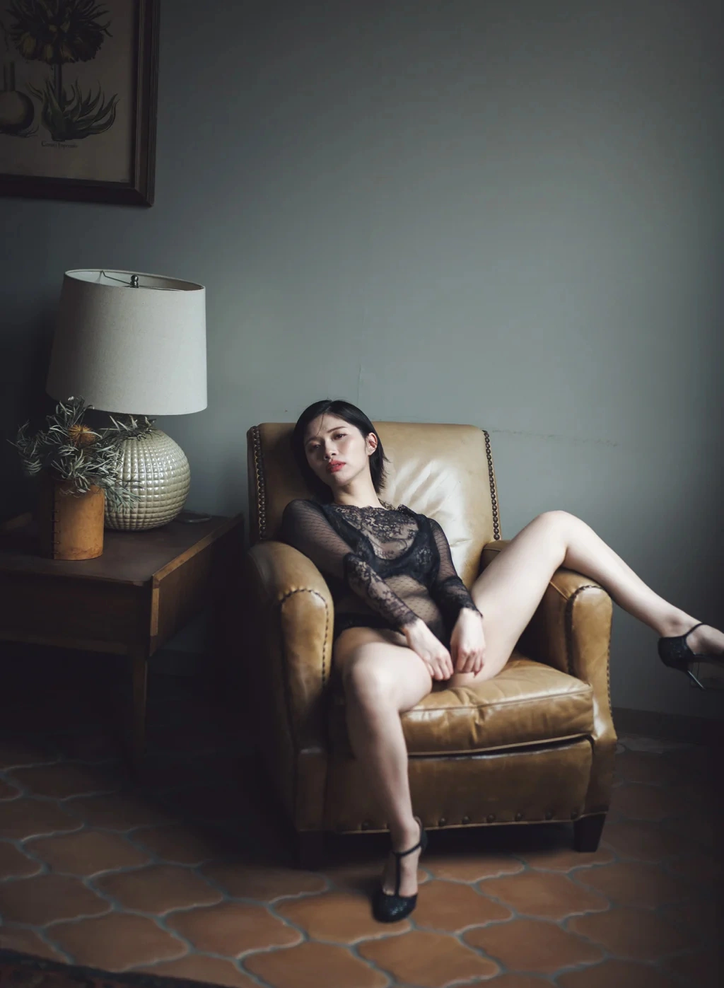 [JP] Ishihara Nozomi (石原希望): 写真集 渇望 Desire (130 photos)