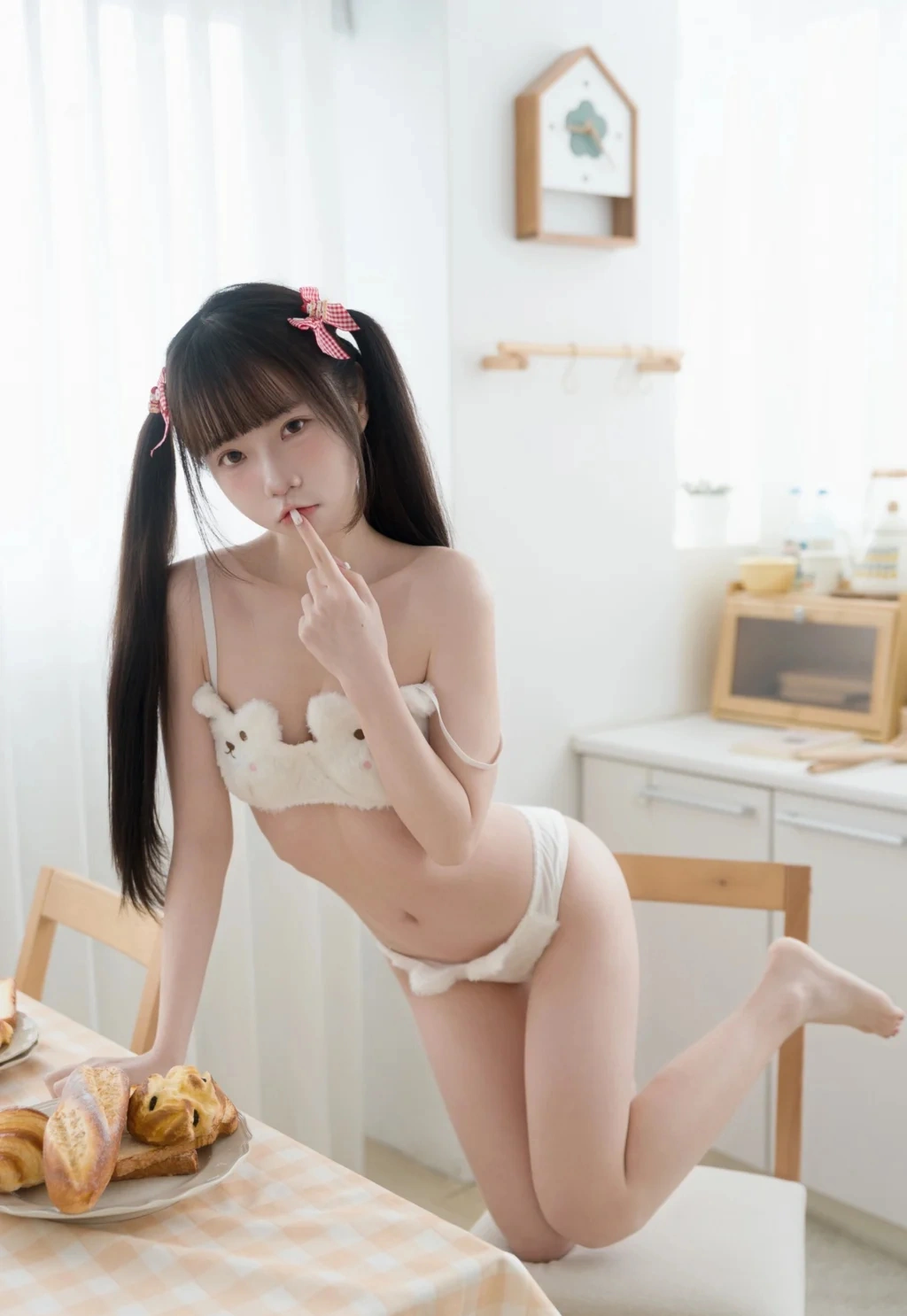 Coser@可可小白兔: 生日限定 一起做蛋糕吗 (77 photos) - P5