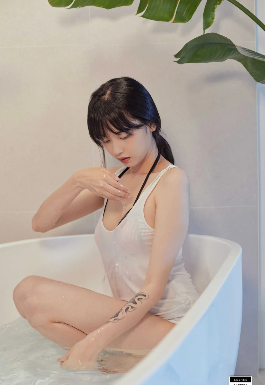 [LE] LEDG-065B: GMS (60 photos) - P31