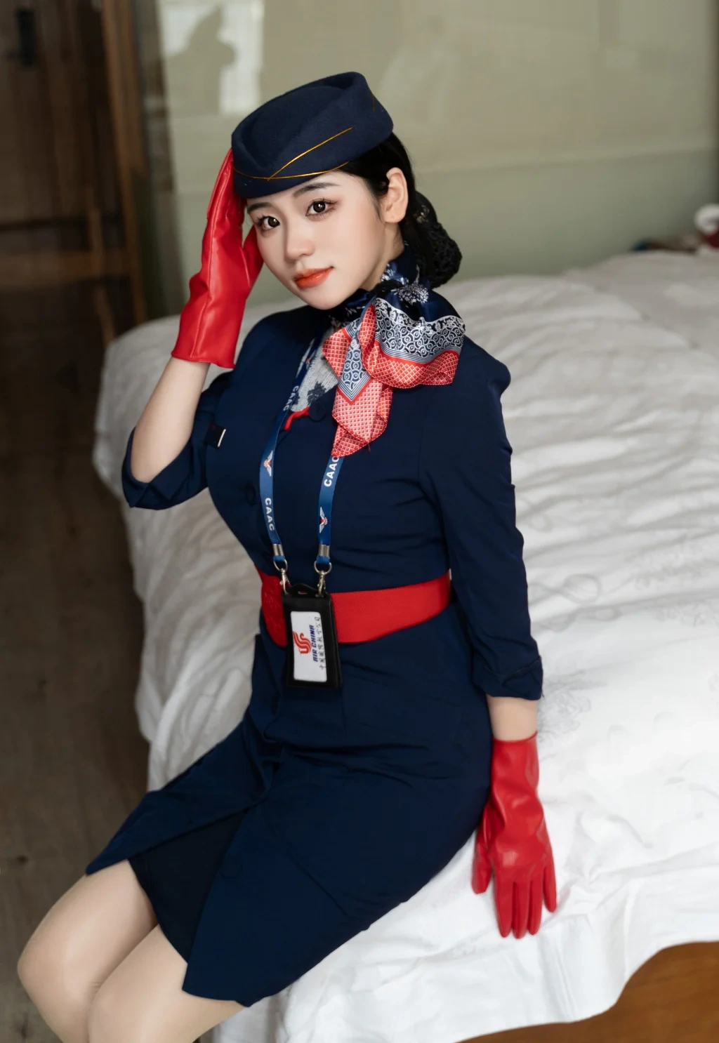 [内购无水印] 汐汐爱吃草莓: 青花空姐制服 (69 photos) - P33
