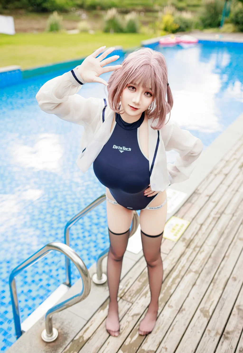 Coser@阿雪雪: 盛夏水泳 (25 photos) - P1