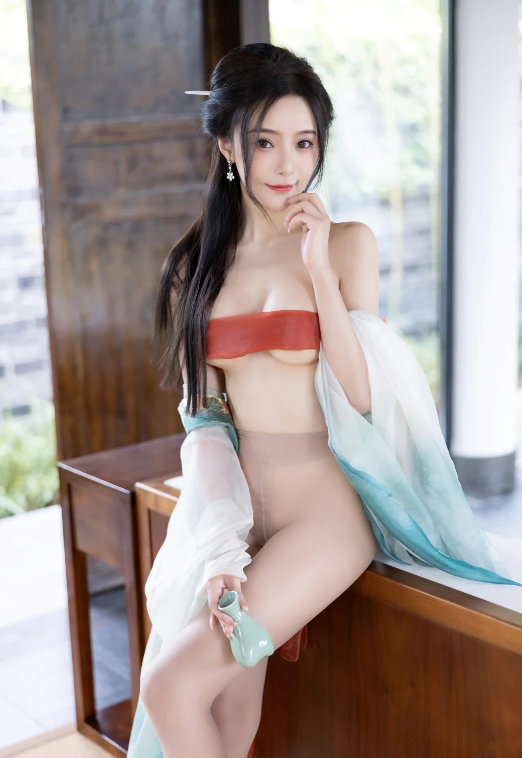 [内购无水印] 王馨瑶Yanni: 绿色古装 瀑布 (112 photos) - P8