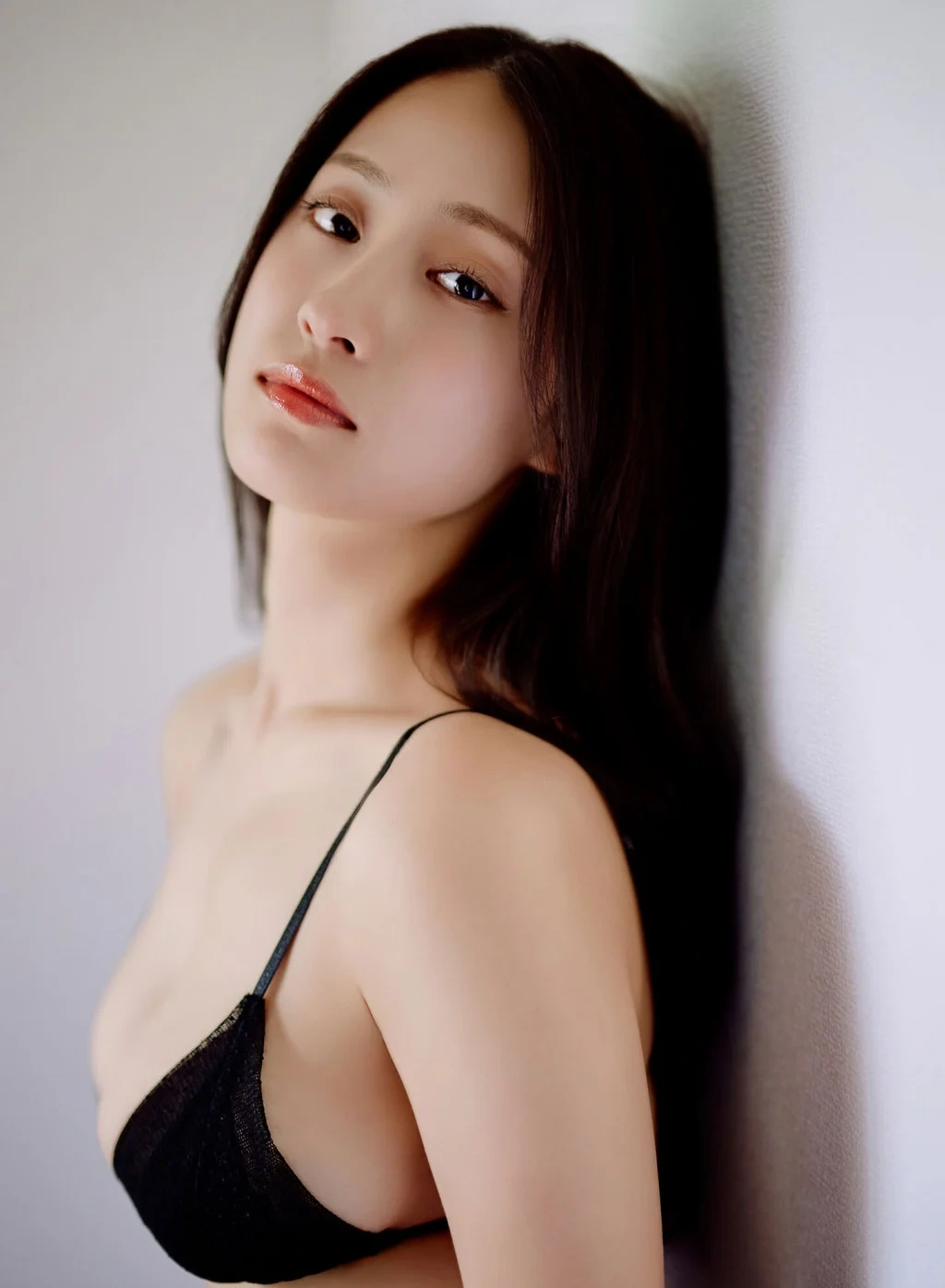 [JP] Sumida Ayano (澄田綾乃): 【デジタル限定】 写真集 『 アイスキャンディーが溶けるまで 』 (82 photos) - P20