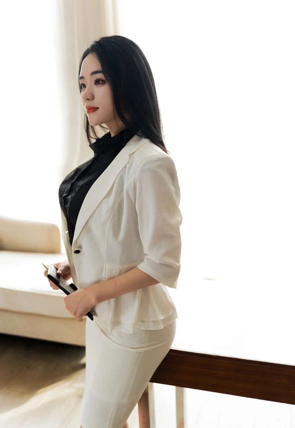 [内购无水印] 汐汐爱吃草莓: 红色情趣 (67 photos) - P32