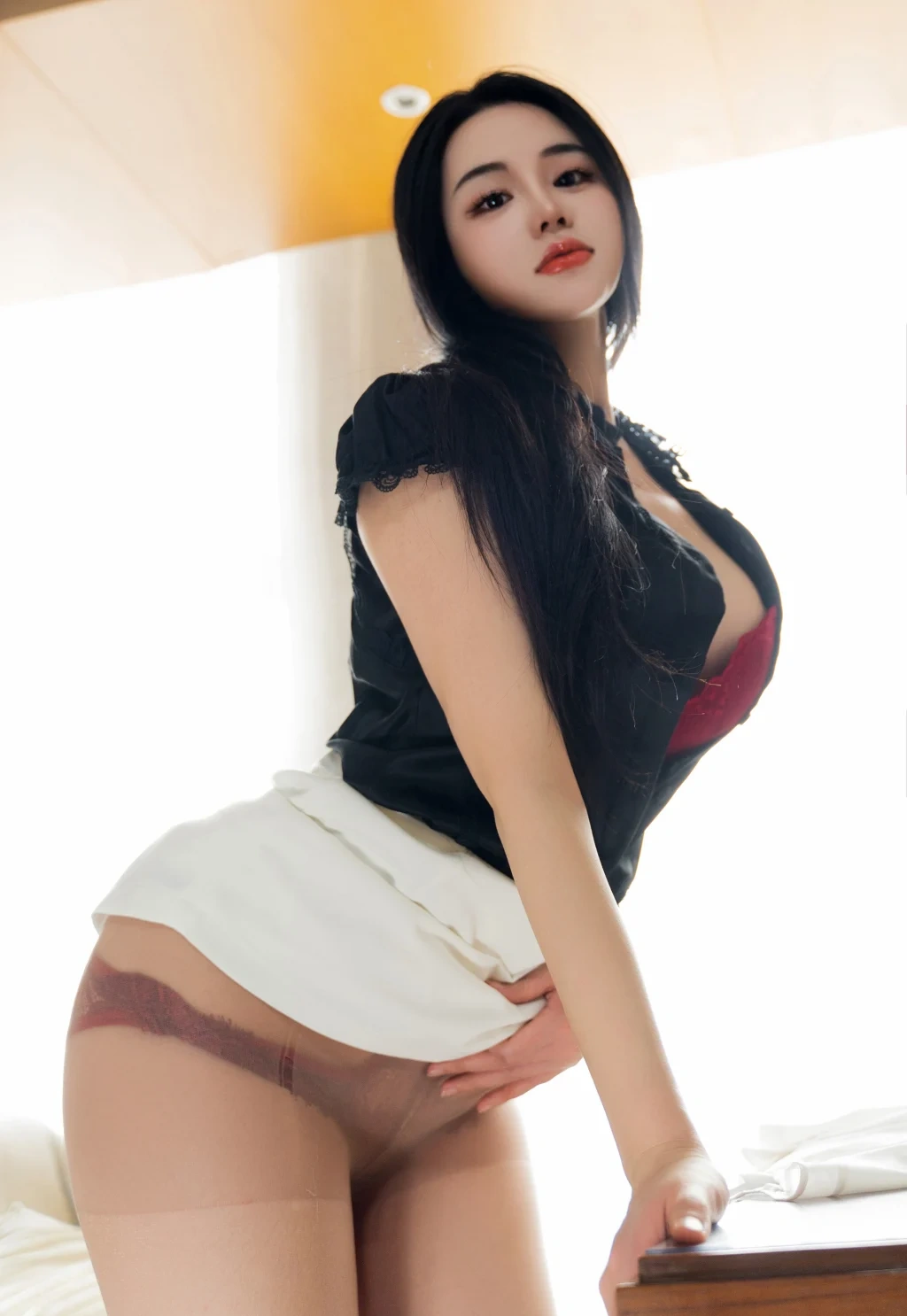 [内购无水印] 汐汐爱吃草莓: 红色情趣 (67 photos) - P9