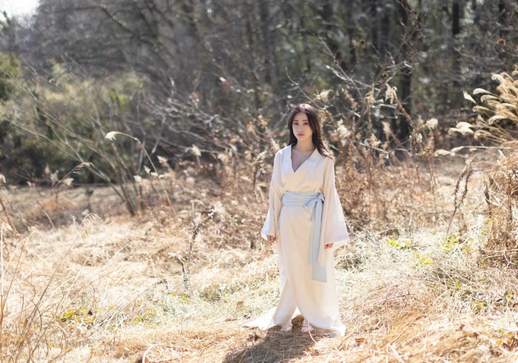 [JP] Sumida Ayano (澄田綾乃): 週刊現代デジタル写真集【グラビア文学館】澄田綾乃×小泉八雲「雪女」 (155 photos) - P12