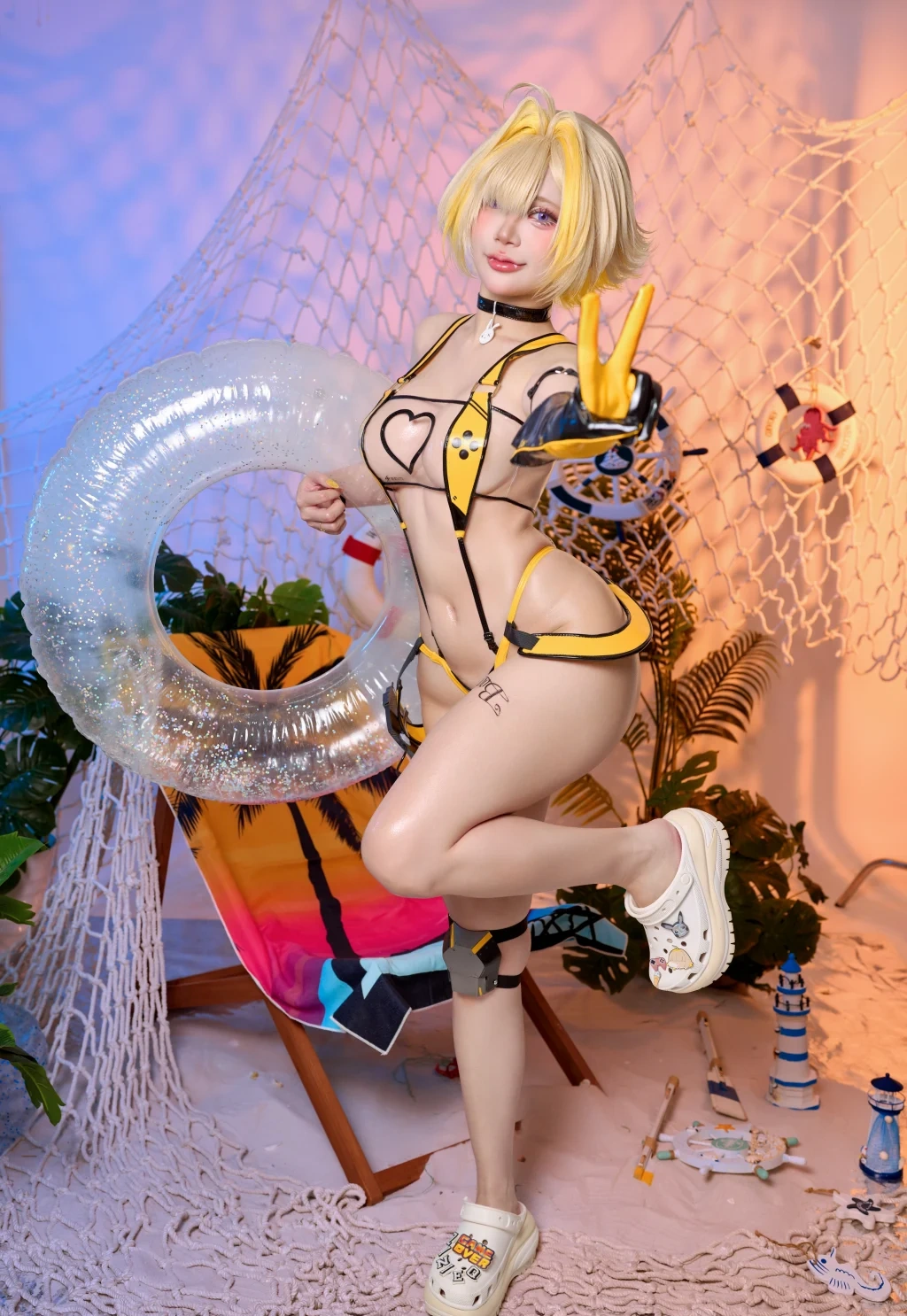 Coser@ZinieQ: 胜利女神：妮姬 – 伊莱格 (55 photos) - P1
