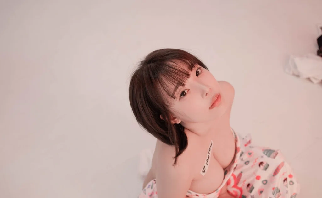 Kang In-kyung (강인경): Pink Bikini (59 photos) - P11