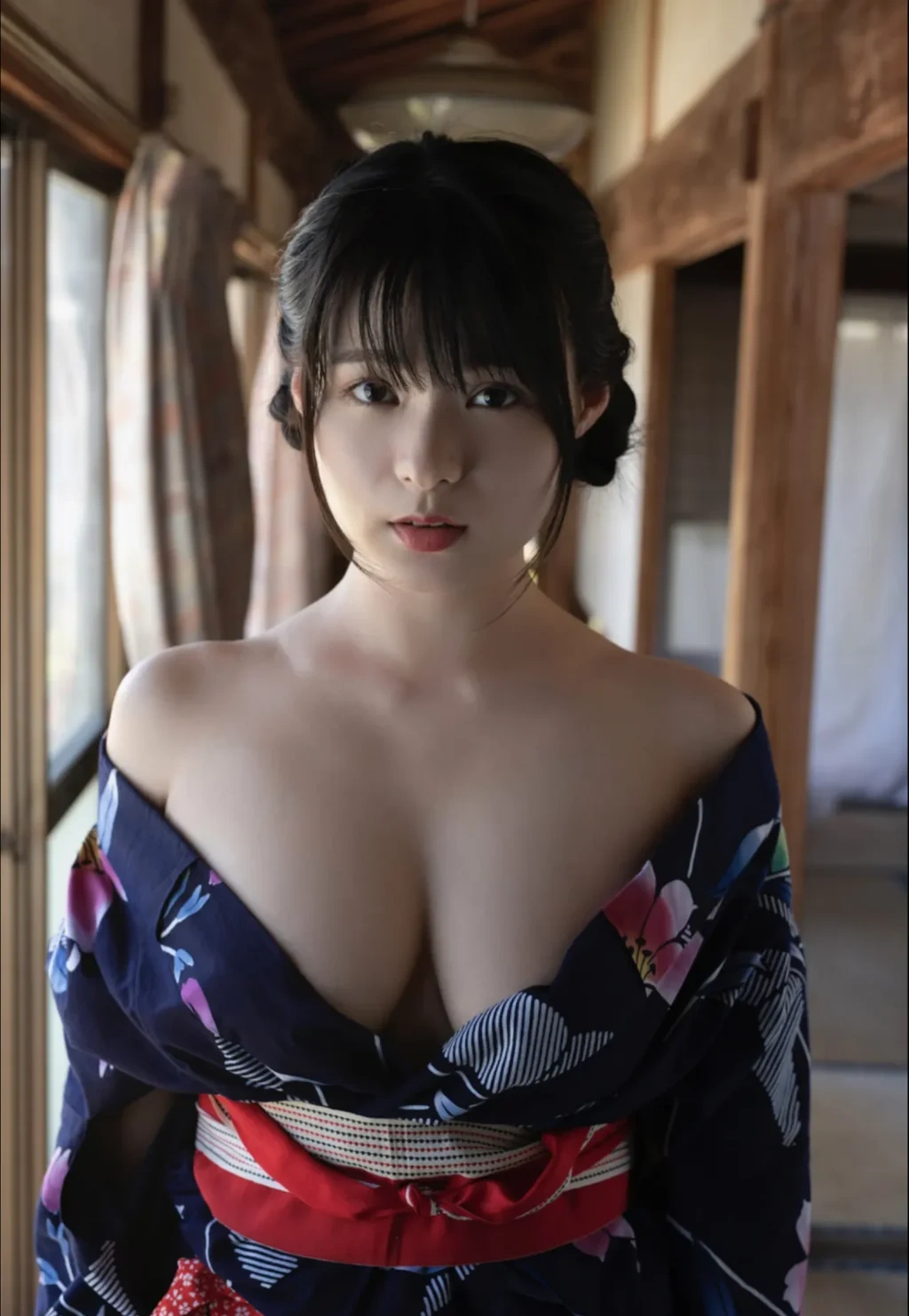 [JP] Mizuki Hoshina (星名美津紀): FRIDAYデジタル写真集 「浴衣を脱いで…」 (34 photos) - P24
