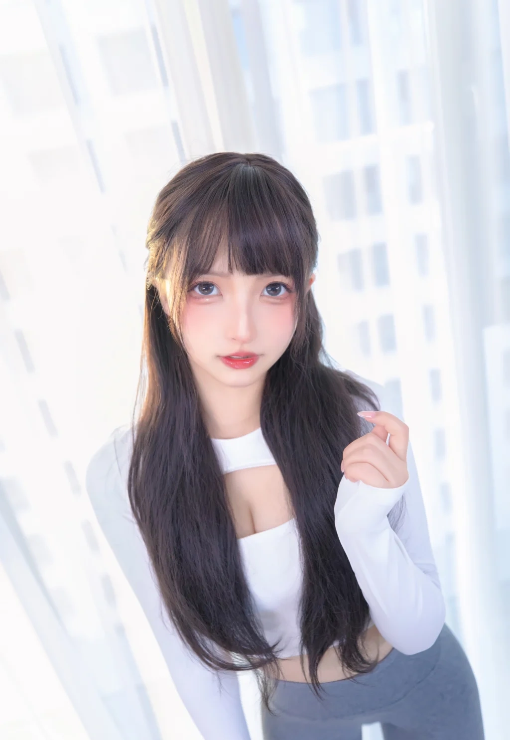 Coser@神楽坂真冬: 瑜伽少女 (75 photos)