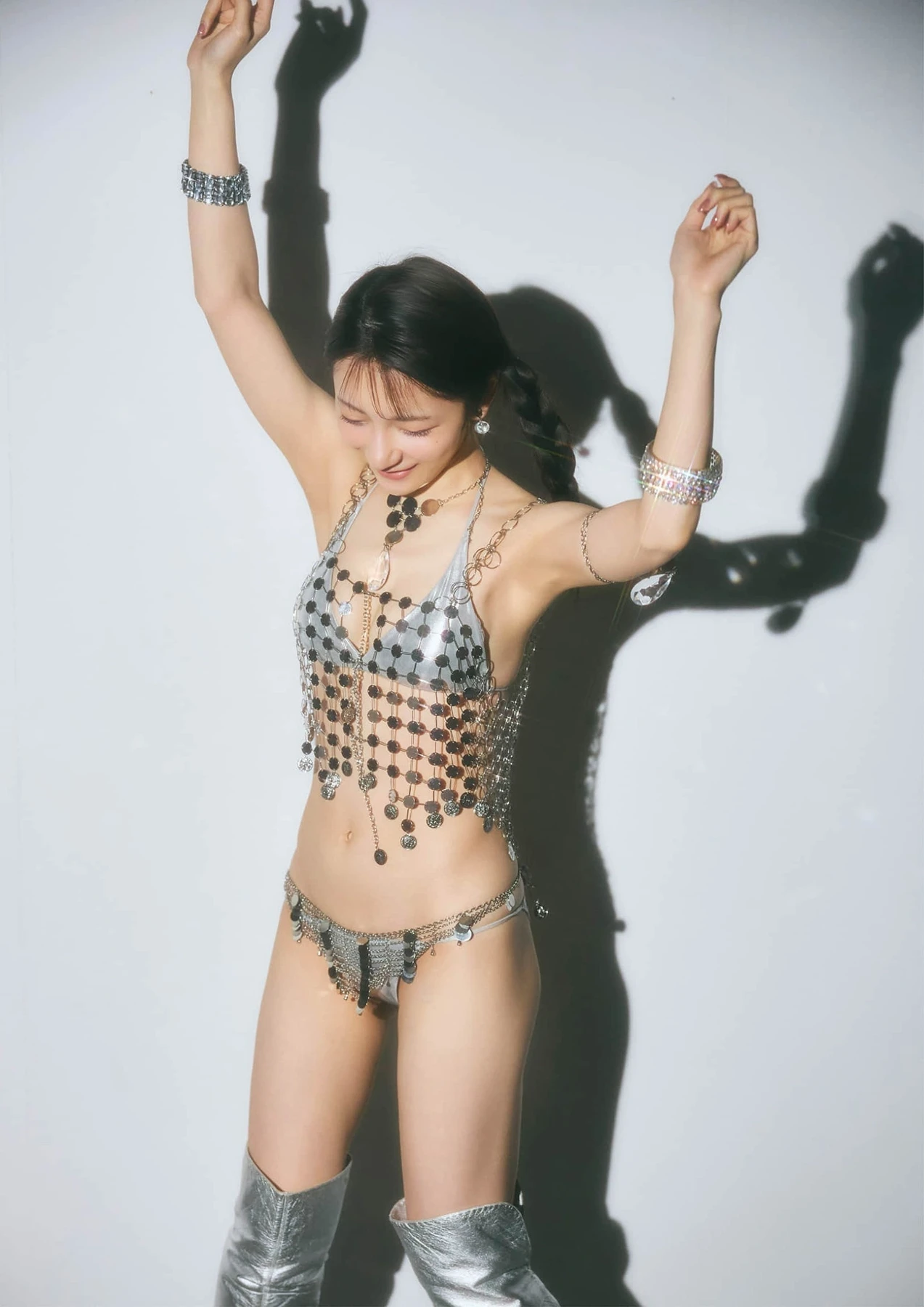 Toutomiwokanjite Sakurai 尊みを感じて桜井 – BRODYデジタル写真集 「MY VIDEO GIRL」 - P73