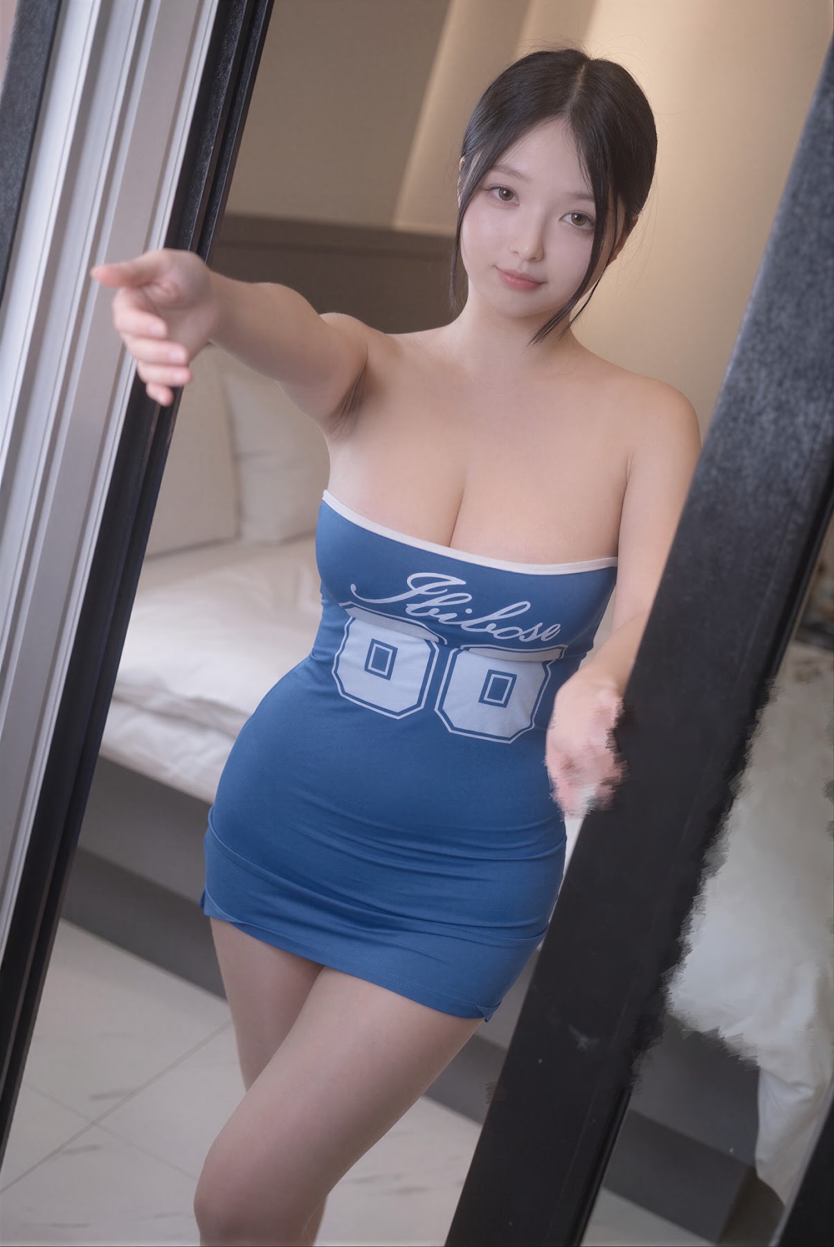 Pure Media Vol.304 – Suji (수지) – Giant Melon Caught In Rope - P1