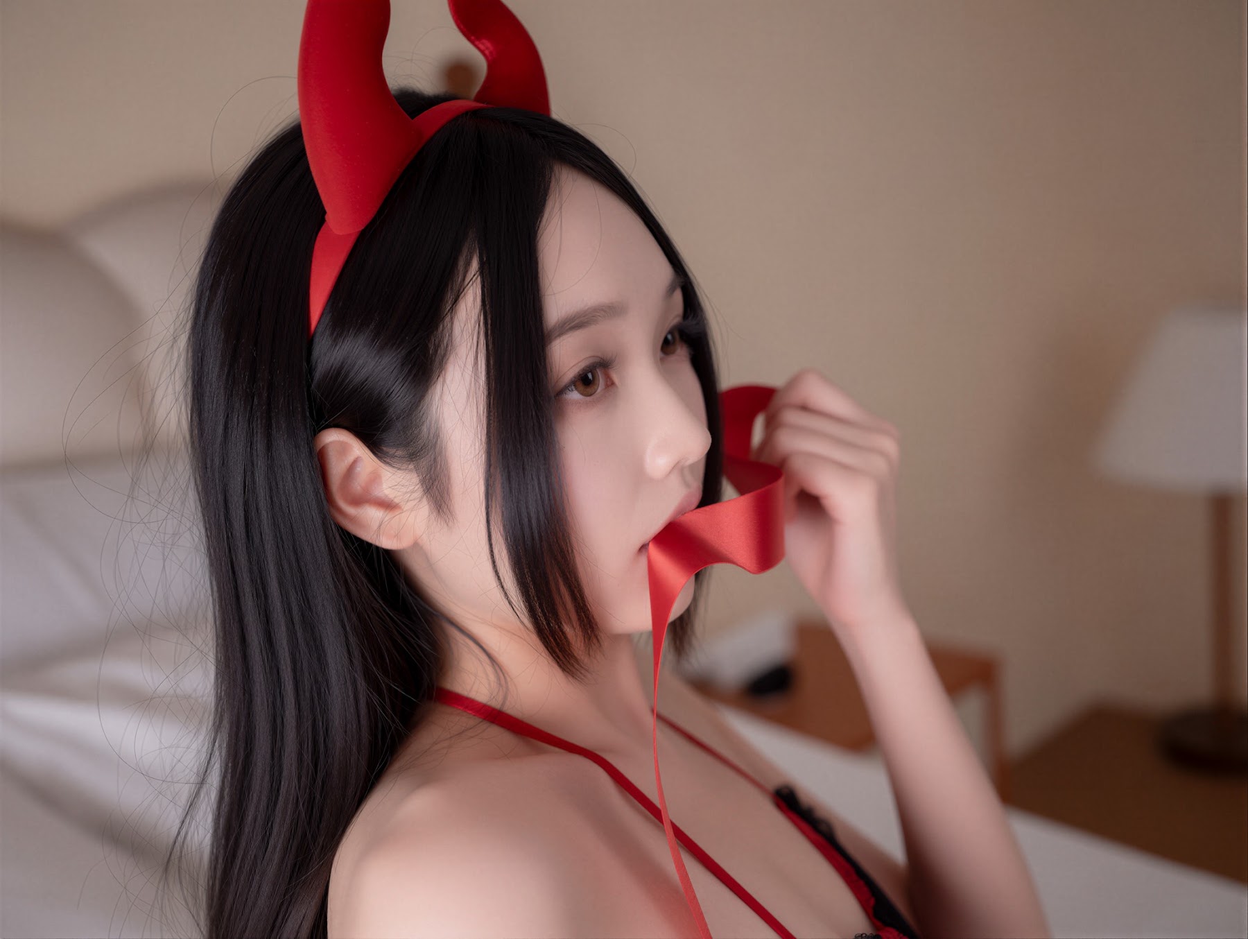 Pure Media Vol.313 Suji (수지) – Summon The Red Devil - P10