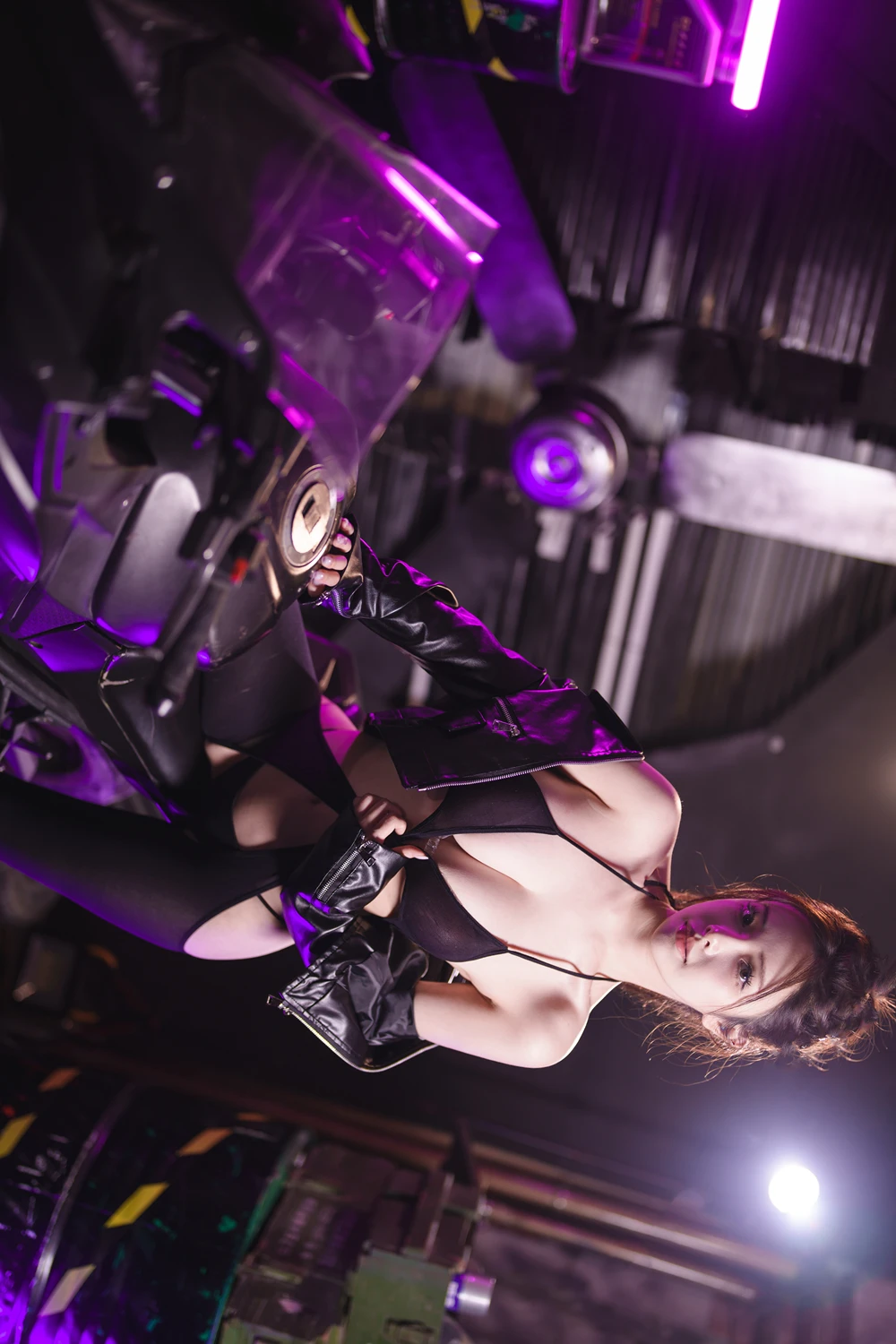 Cosplay 雯妹不讲道理 – 特务W - P14