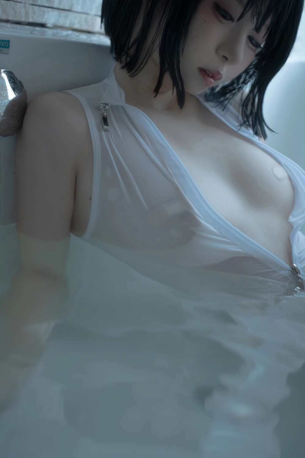 Cosplay 纸悦Etsu_ko – 透明竞泳 - P38