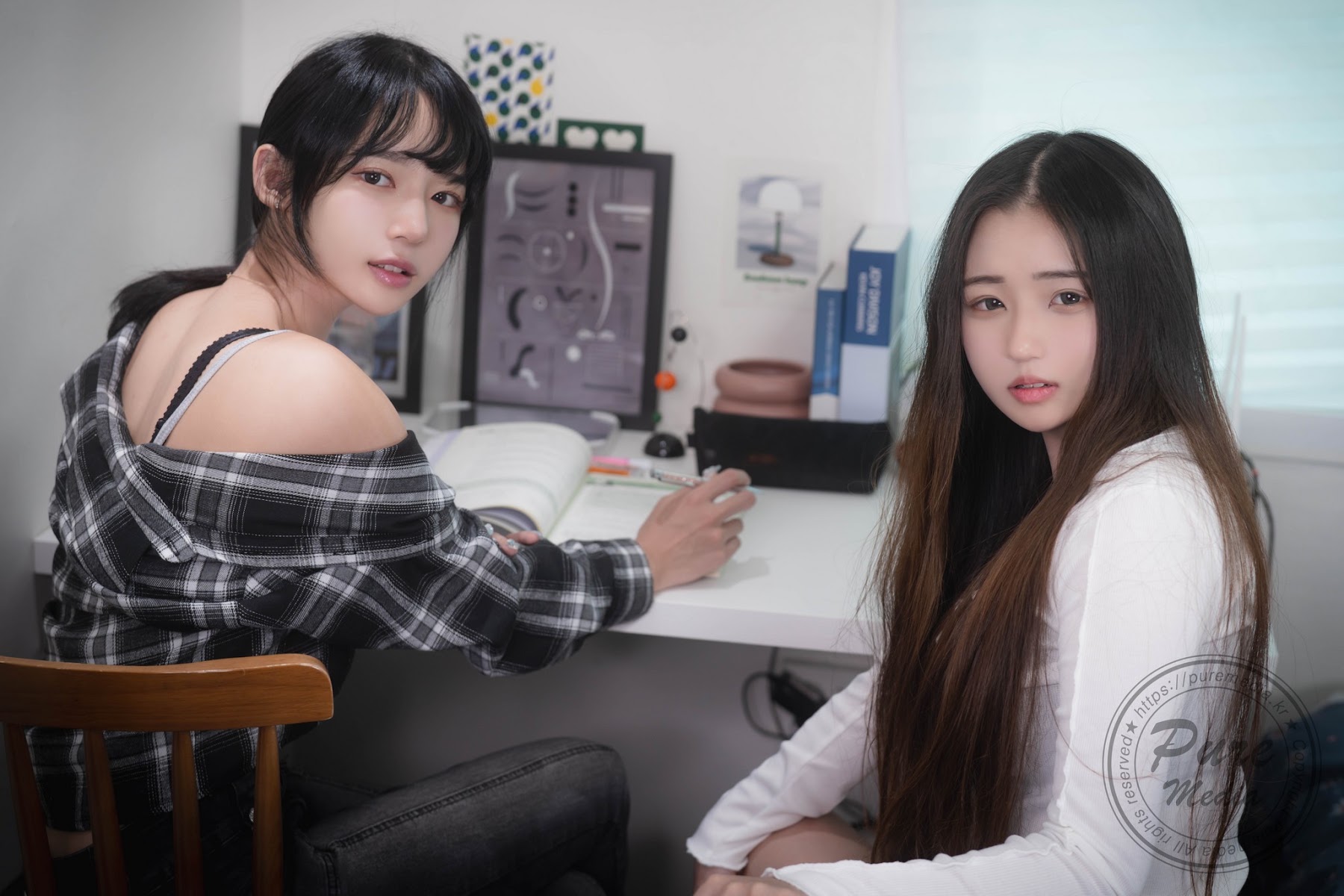 Pure Media Vol.307 – Yeha (예하) & Yuna - P29