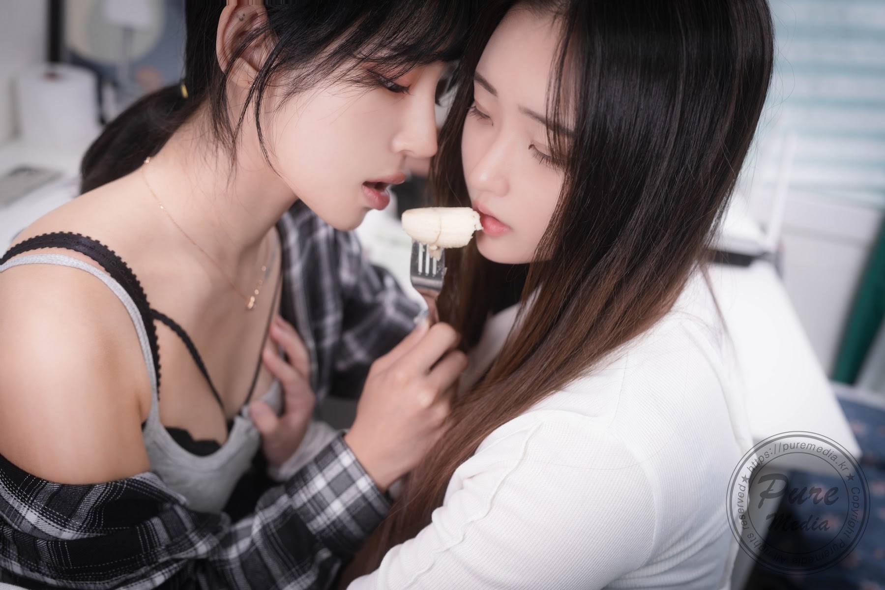 Pure Media Vol.307 – Yeha (예하) & Yuna - P49