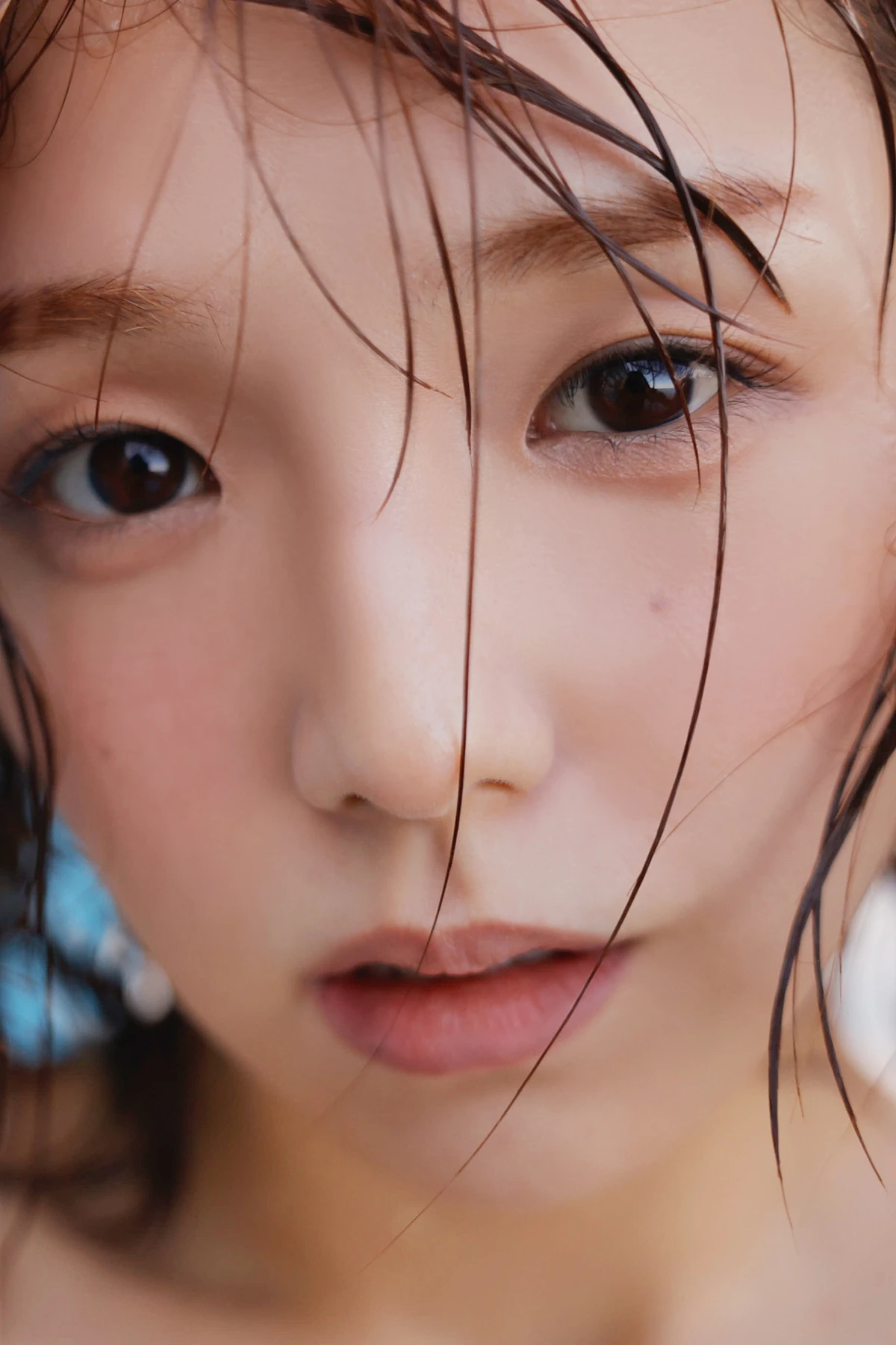 Ai Shinozaki 篠崎愛 – デジタル限定写真集 IDEA-reverse- 完全版 - P37