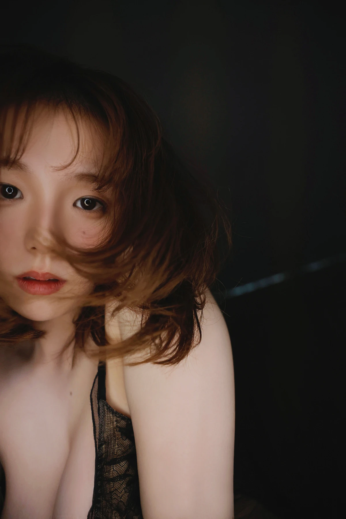 Ai Shinozaki 篠崎愛 – デジタル限定写真集 IDEA-reverse- 完全版 - P71
