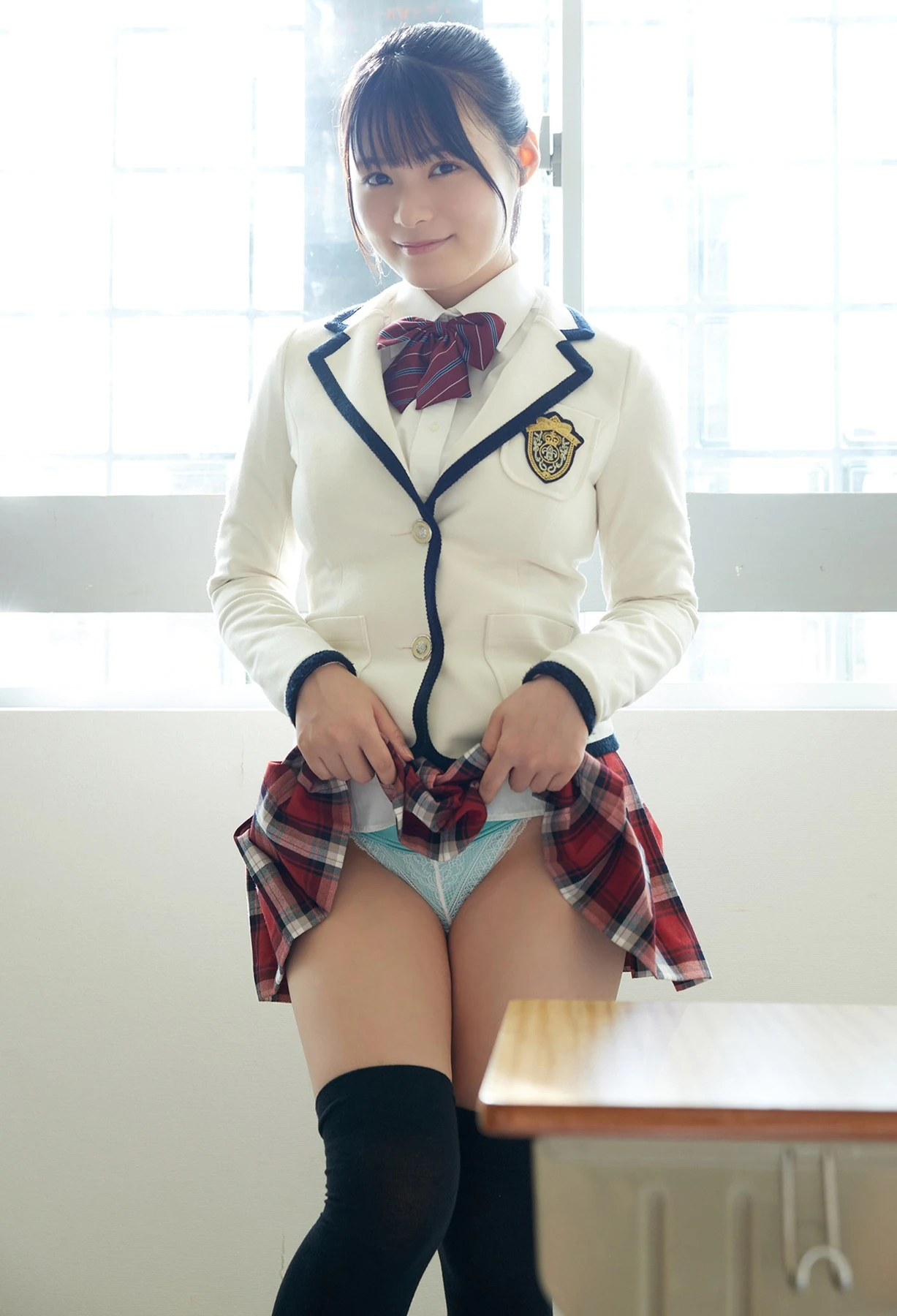 Mizuki Hoshina 星名美津紀 – 解禁グラビア写真集 「みんな帰っちゃったね･･･」 - P11