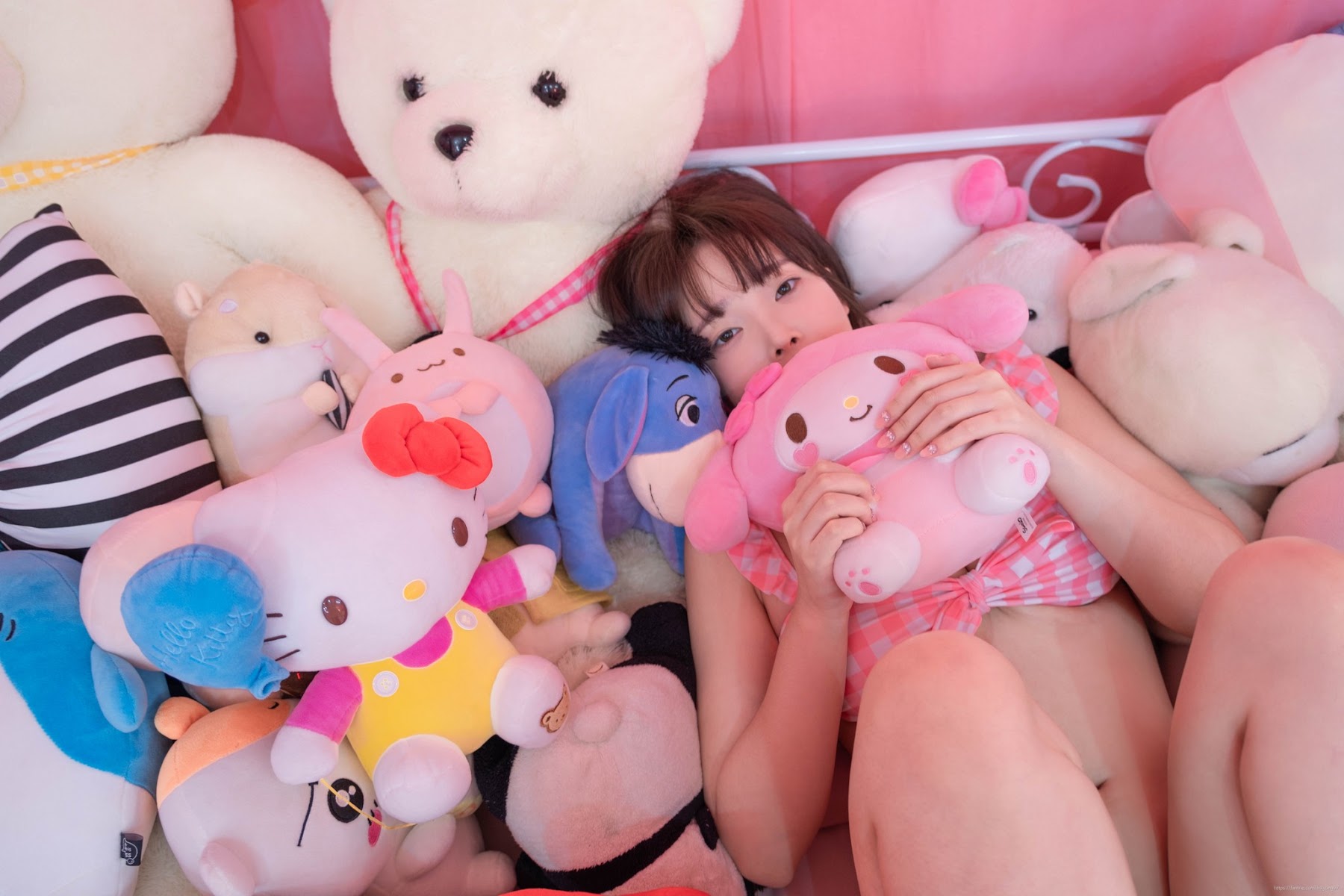 Kang In-kyung (강인경) – Pink Bikini - P13
