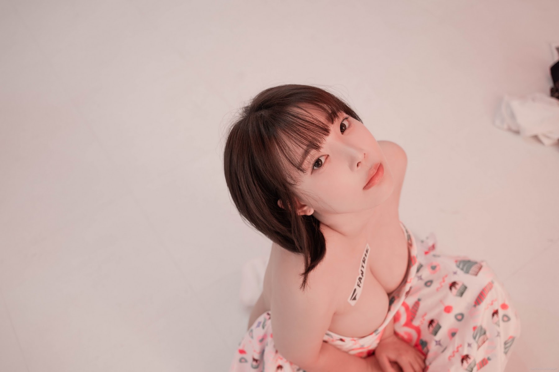 Kang In-kyung (강인경) – Pink Bikini - P31