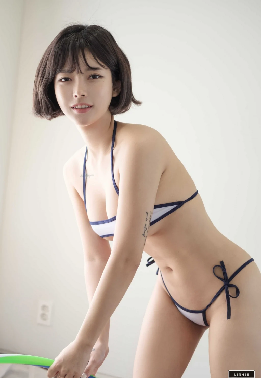 [LE] LEDG-153 U.Hwa (은유화) (63 photos) - P36