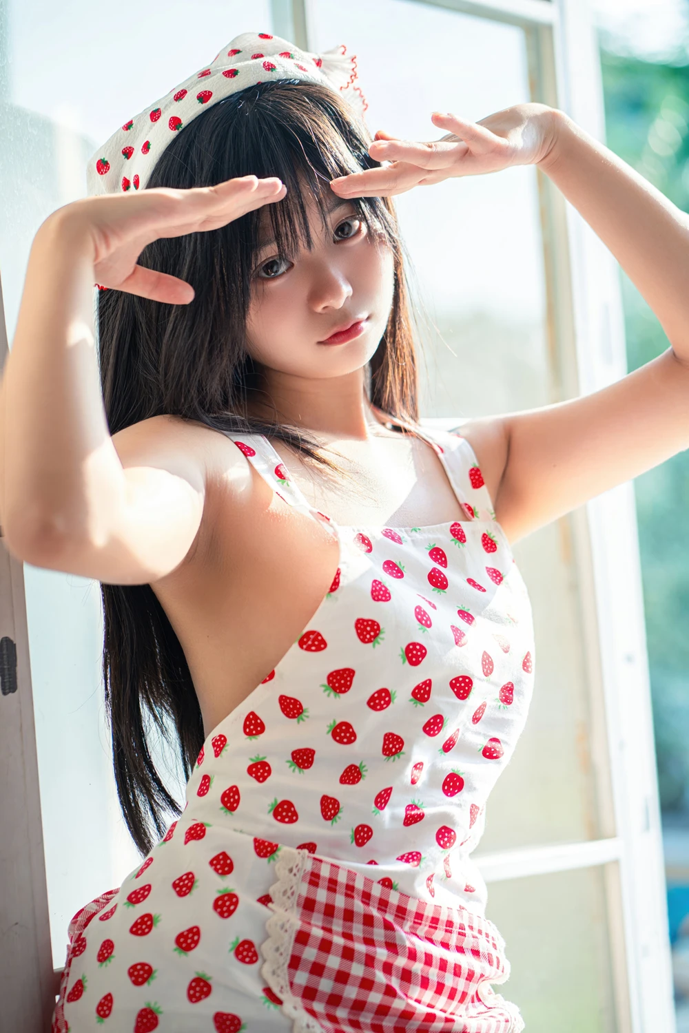 Cosplay 花音葉子 – 小厨娘 - P32