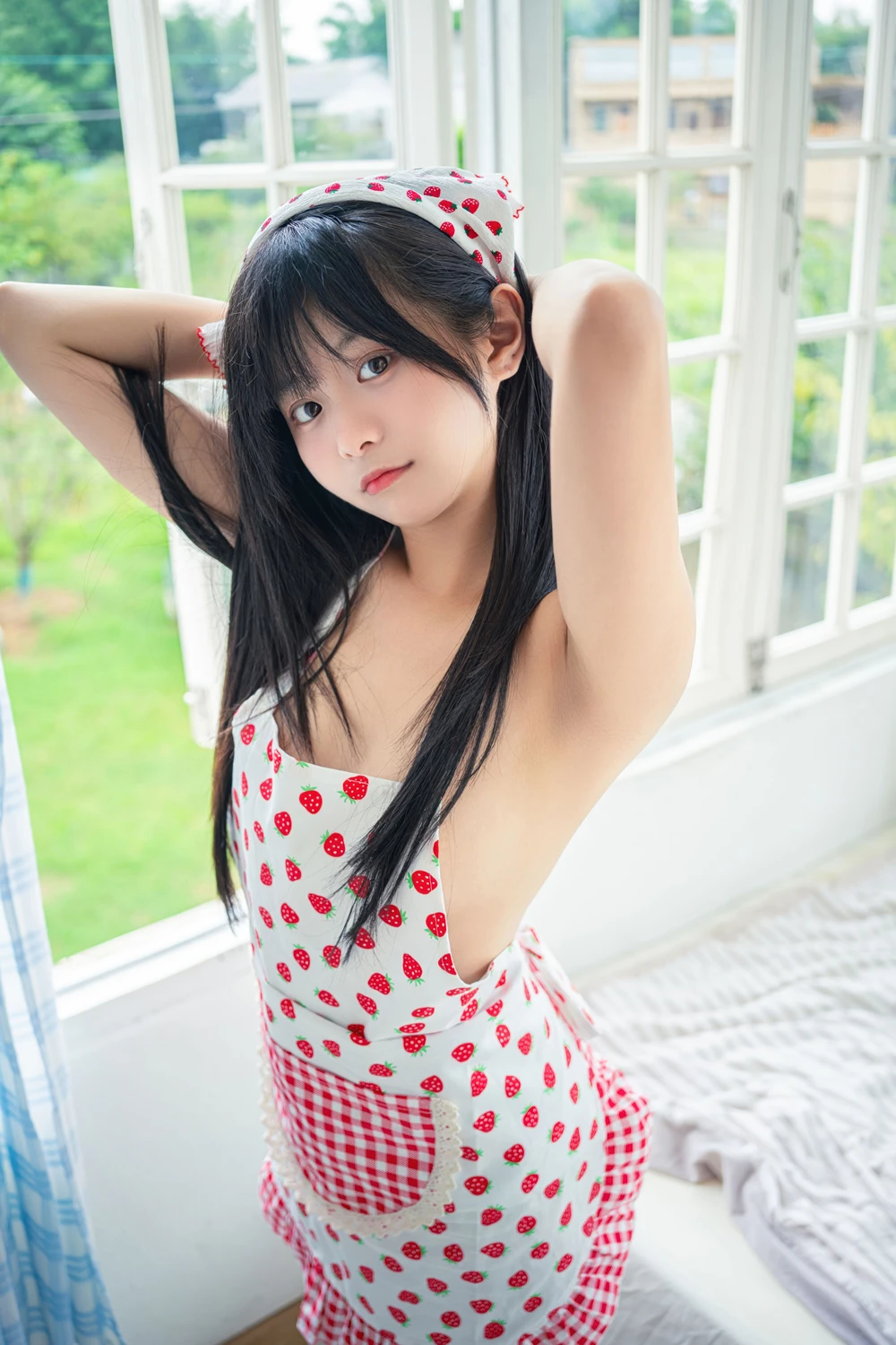 Cosplay 花音葉子 – 小厨娘 - P40