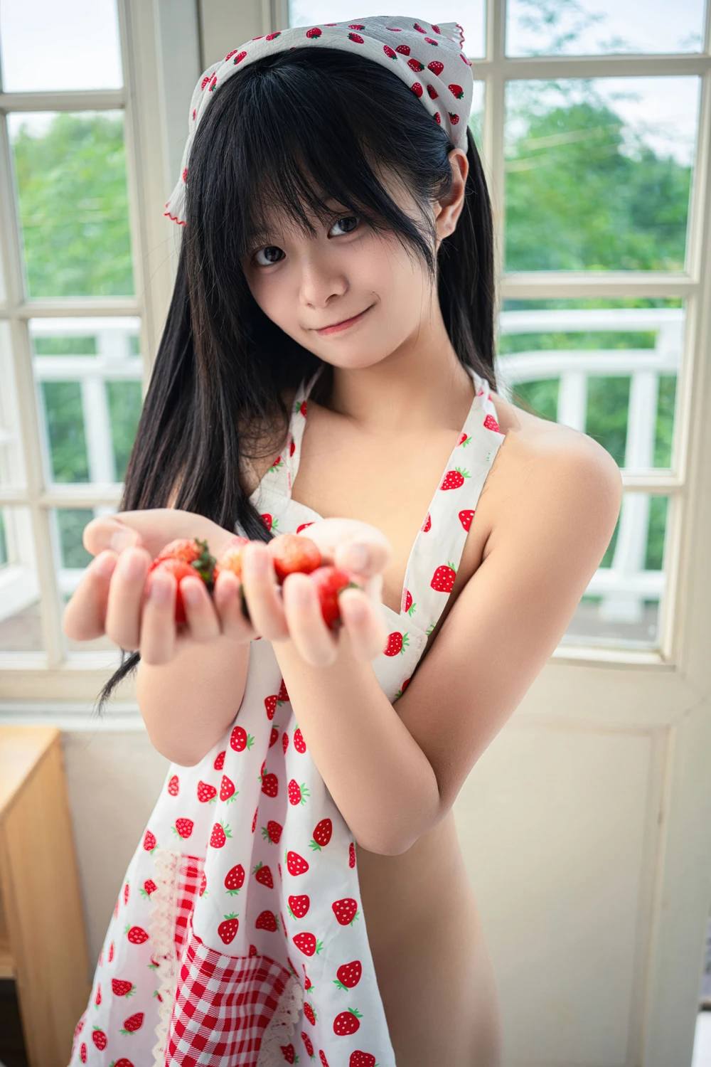 Cosplay 花音葉子 – 小厨娘 - P83
