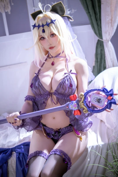 Cosplay 星之迟迟Hoshilily – 名侦探光之美少女 森亚露露卡原皮&同人