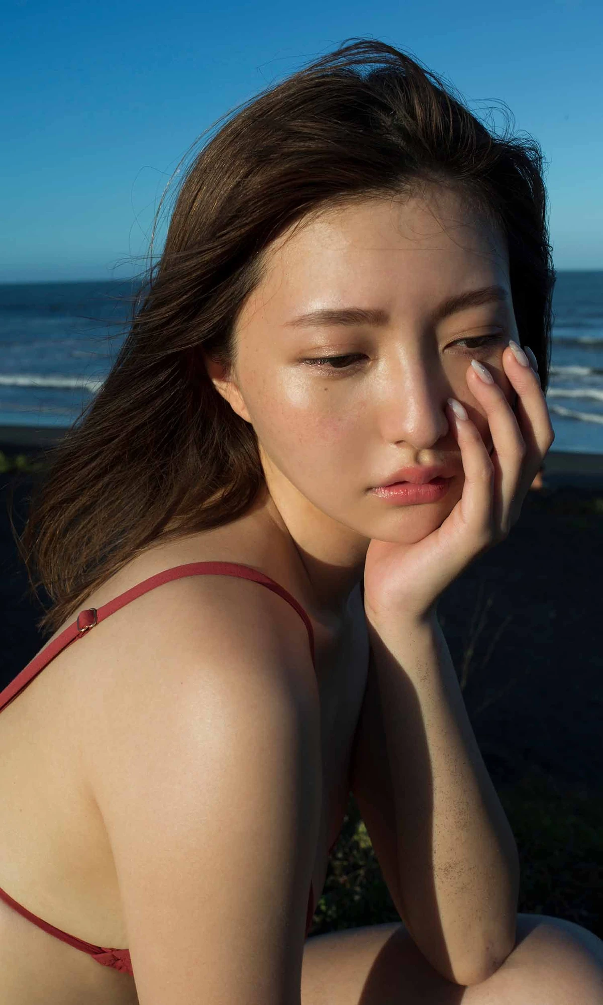 Moka Hashimoto 橋本萌花 – 写真集 「好き、ガマン、ハッスル」 - P44