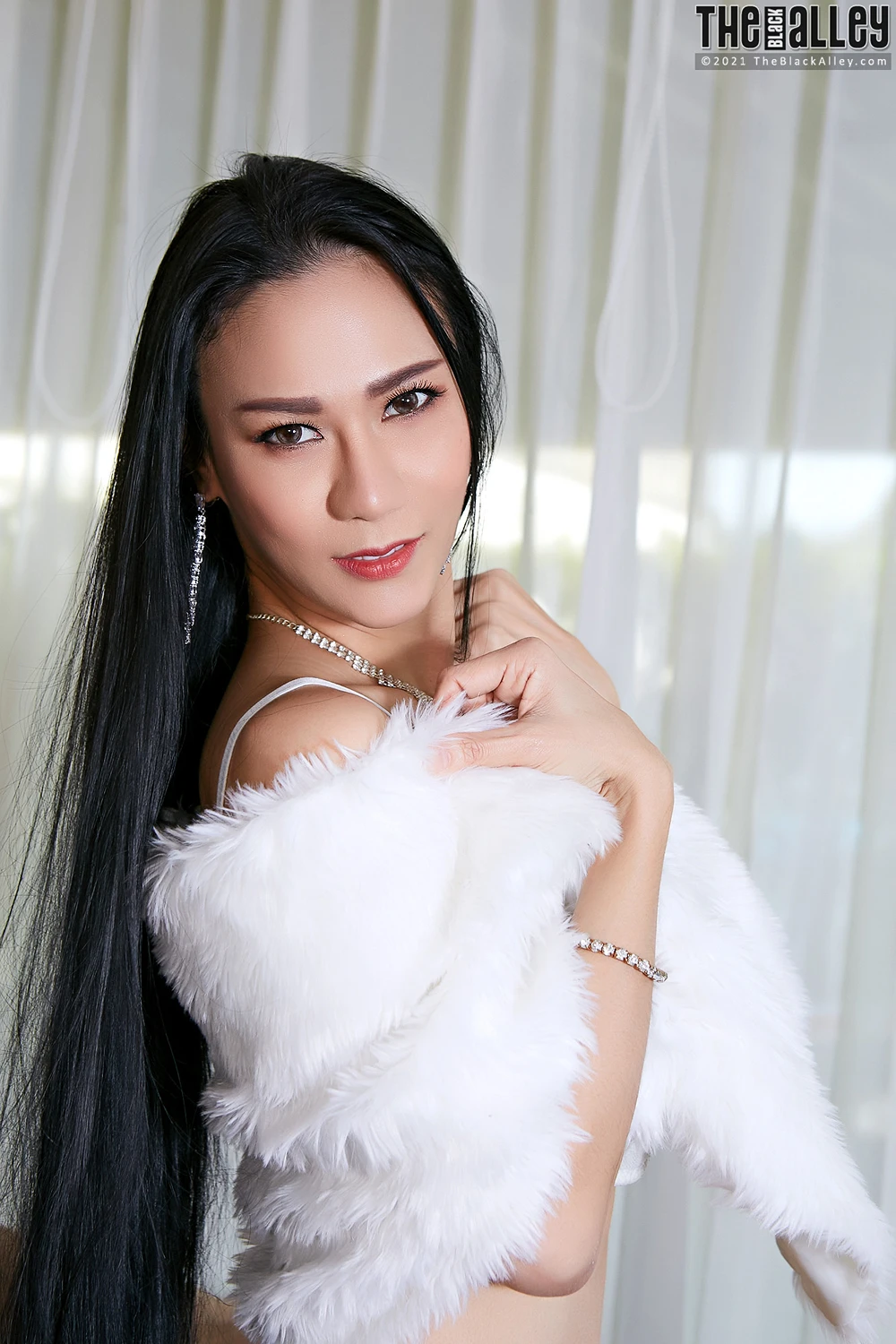 Dahlia – The Black Alley Photobook Set.09 - P7