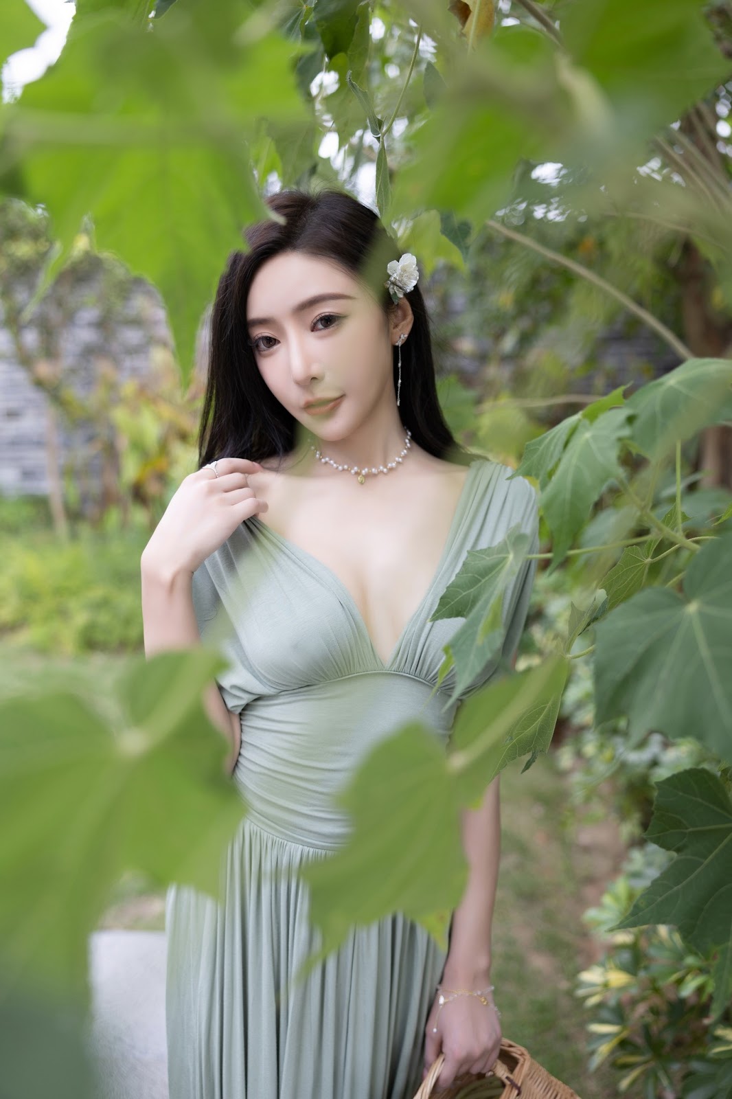 [内购无水印] 王馨瑶Yanni – 豆绿色连衣裙白色泳衣 - P19
