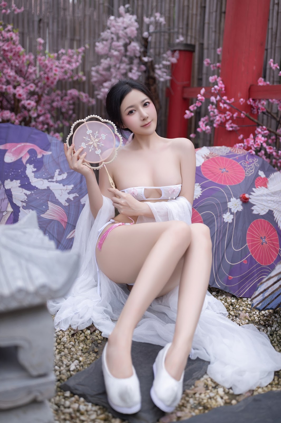 [内购无水印] 鱼子酱Fish – 花想容 - P40