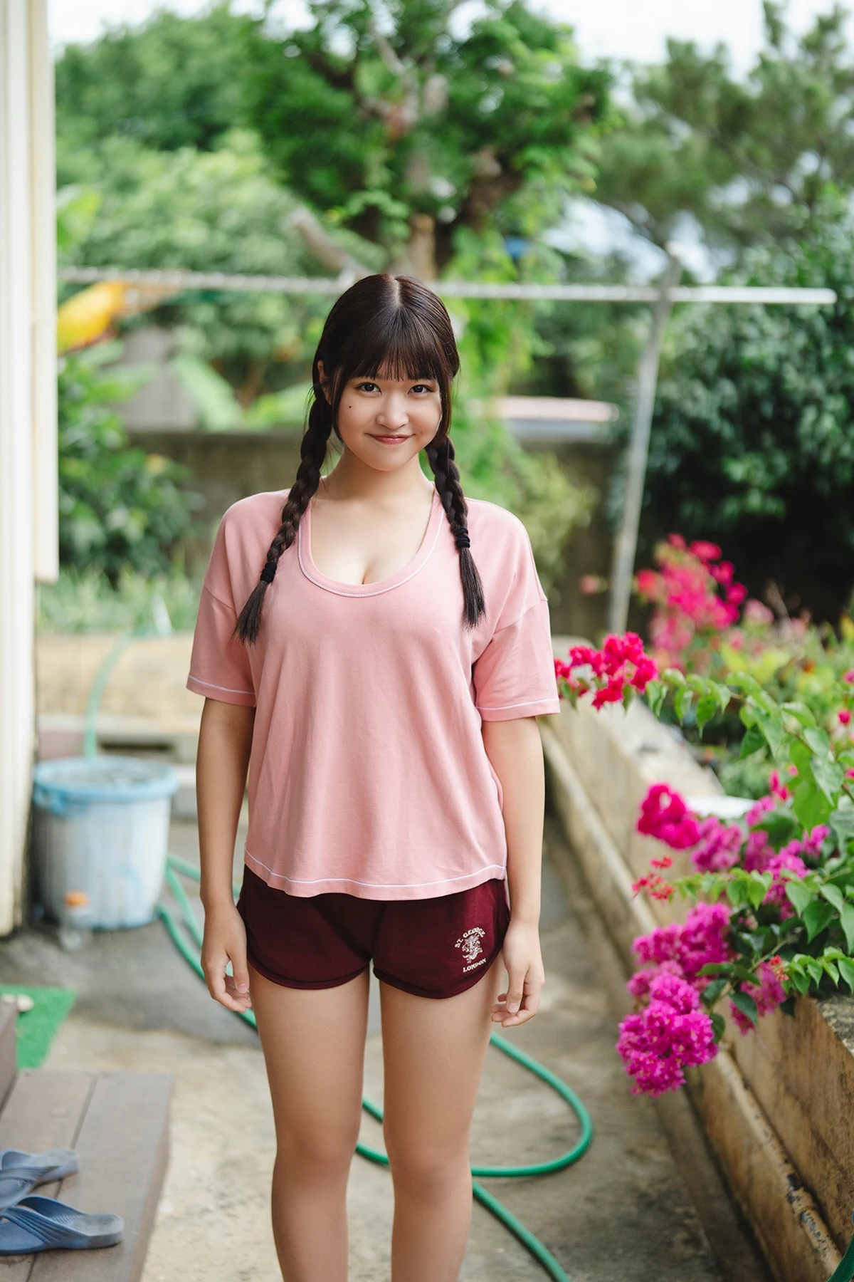 Miyuka Minami 南みゆか – ヤングチャンピオンデジグラ 「青春からの卒業」 - P25