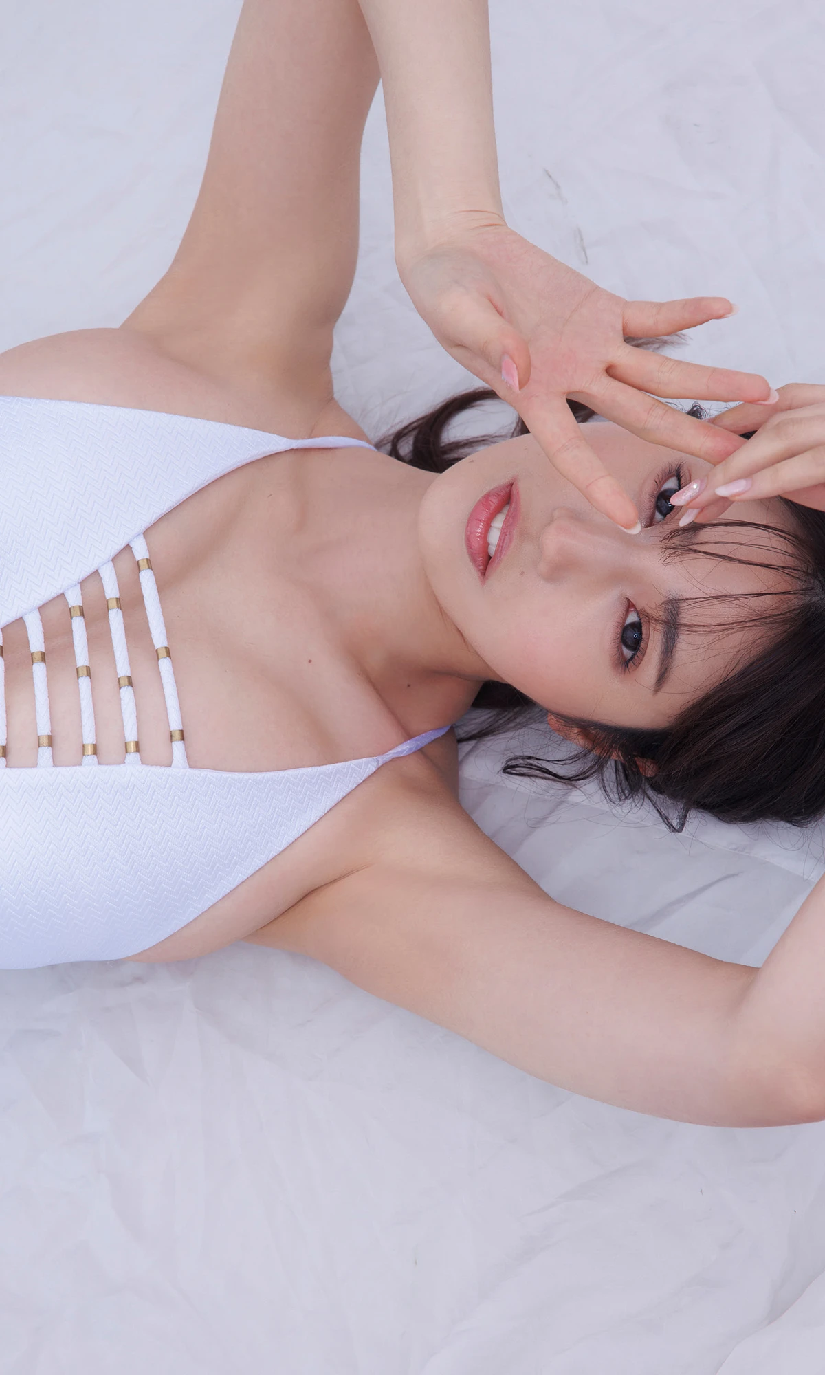 Natsuki Abe 阿部なつき – 週プレ Photo Book 「2024年の最注目株。」 - P62