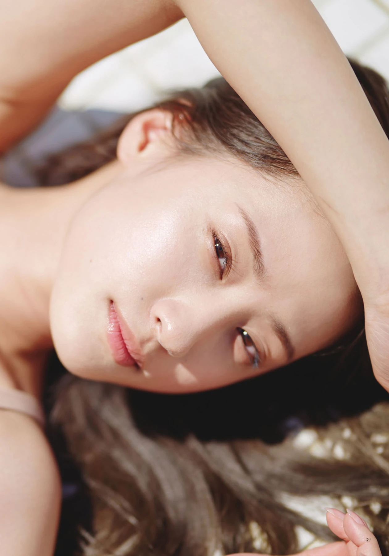 Ayano Sumida 澄田綾乃 – デジタル原色美女図鑑 「Seaside Terrace」 - P33