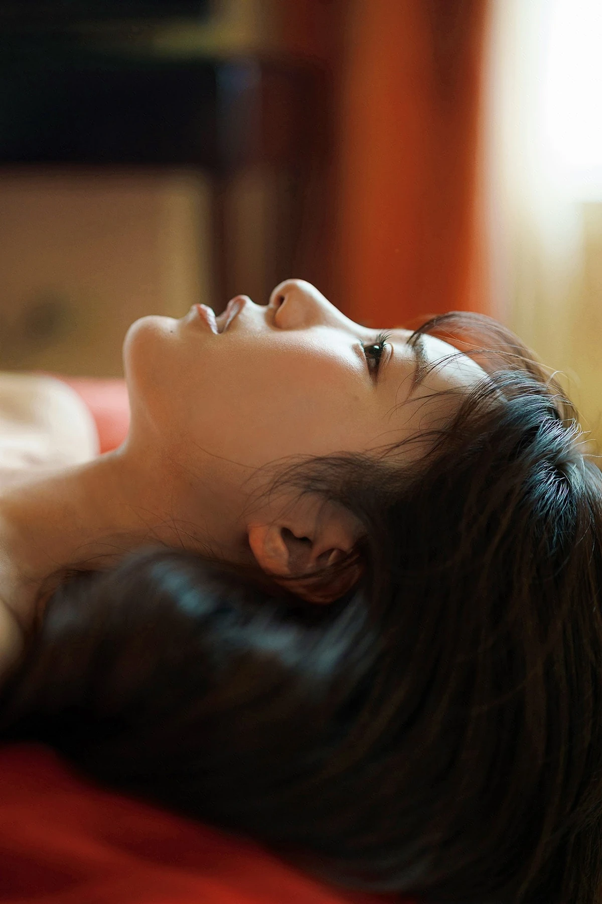 Sumire Yokono 横野すみれ – スイートルームでゼロ距離LOVE PARADEデジタルフォトブック - P27