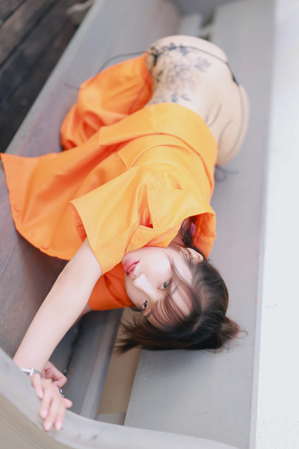 Son Yeeun 손예은 – Photobook 「Bound for Halloween」 - P18